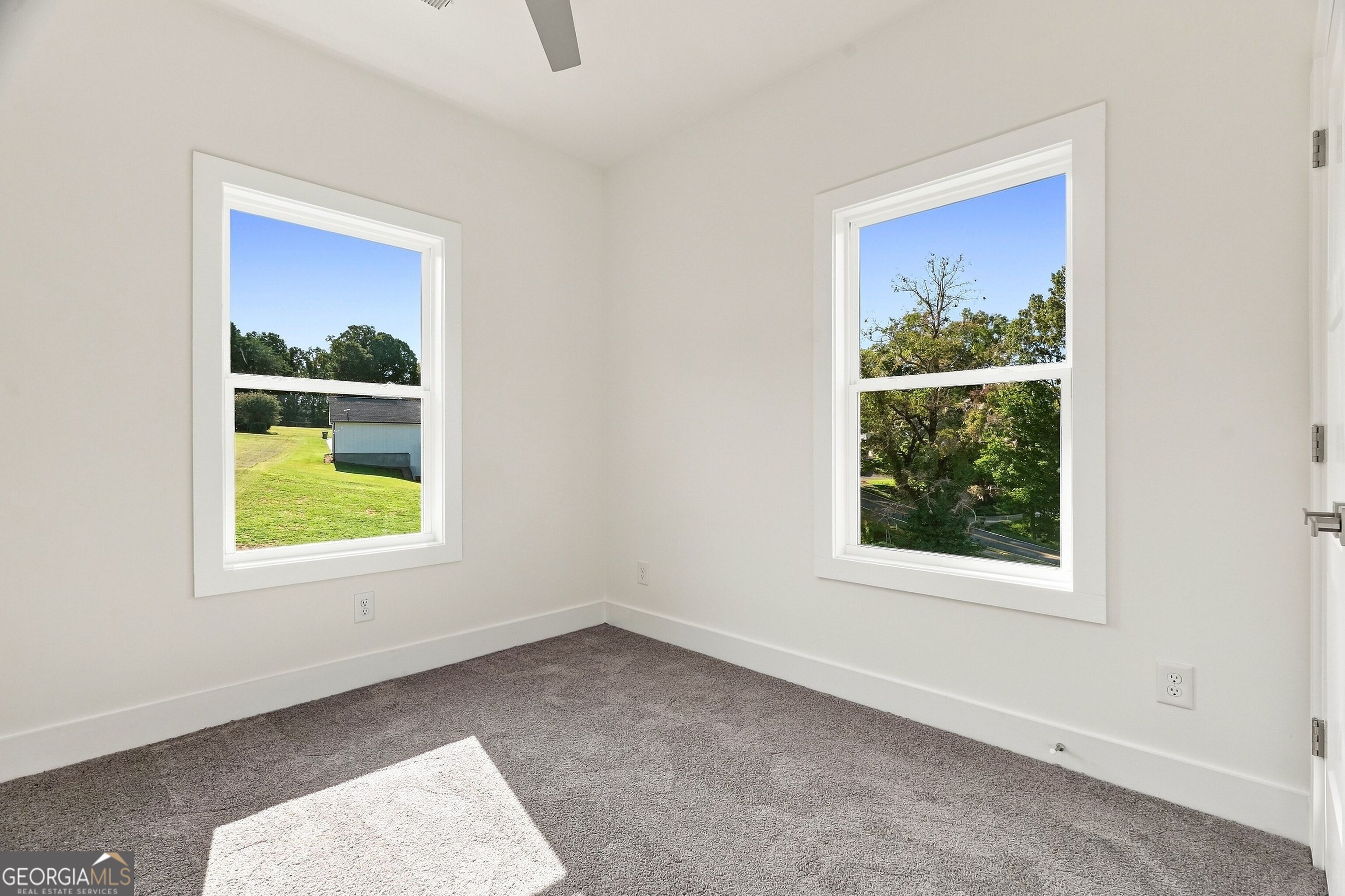 30 Golden Autumn Drive Property Photo 22