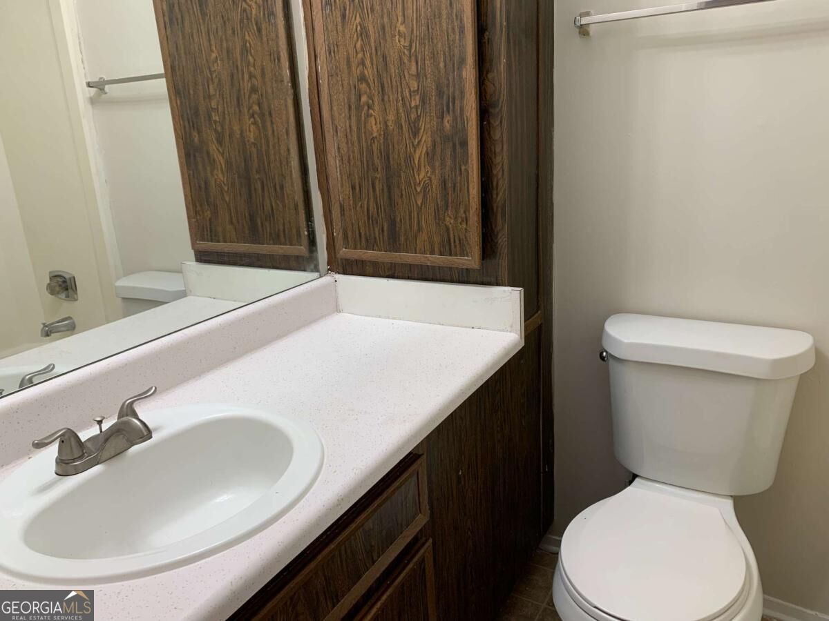 6509 Parton Court # B Property Photo 9