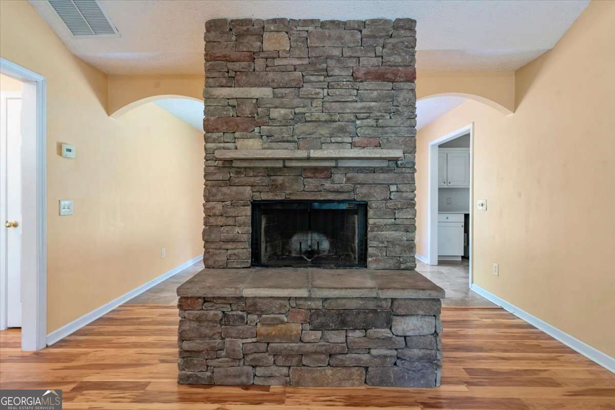 417 Beacon Drive Property Photo 7