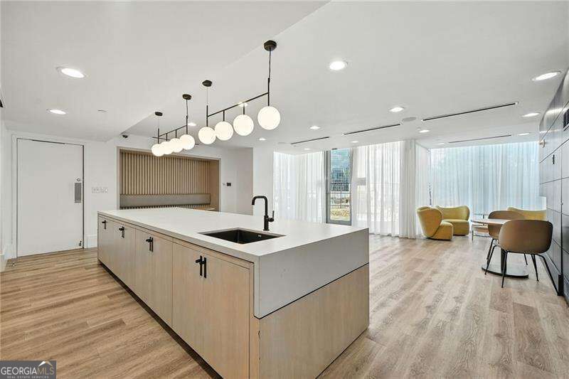 3324 Peachtree Road # 1712 Property Photo 31