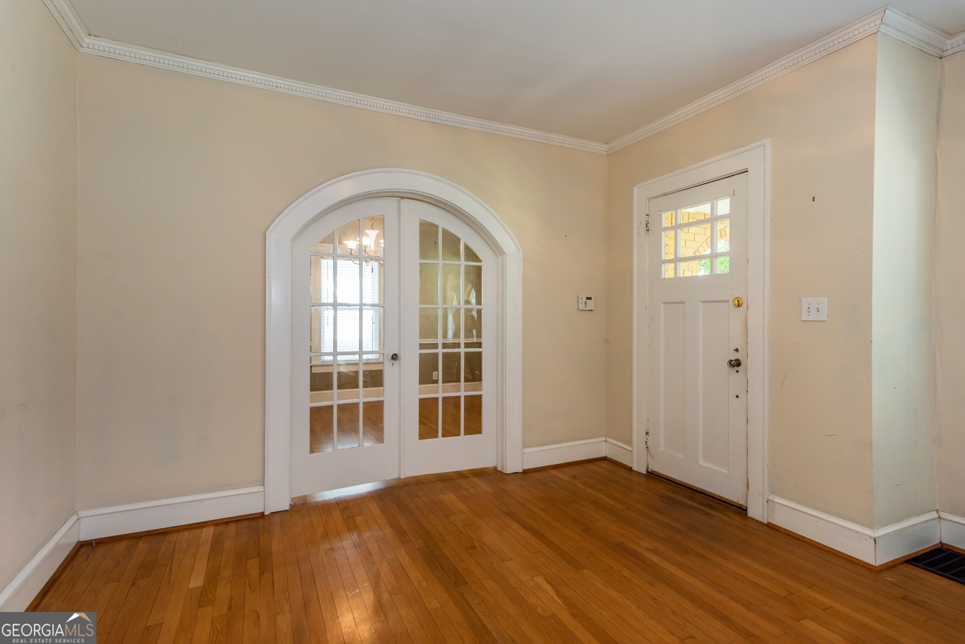 727 Yorkshire Road Ne Property Photo 10