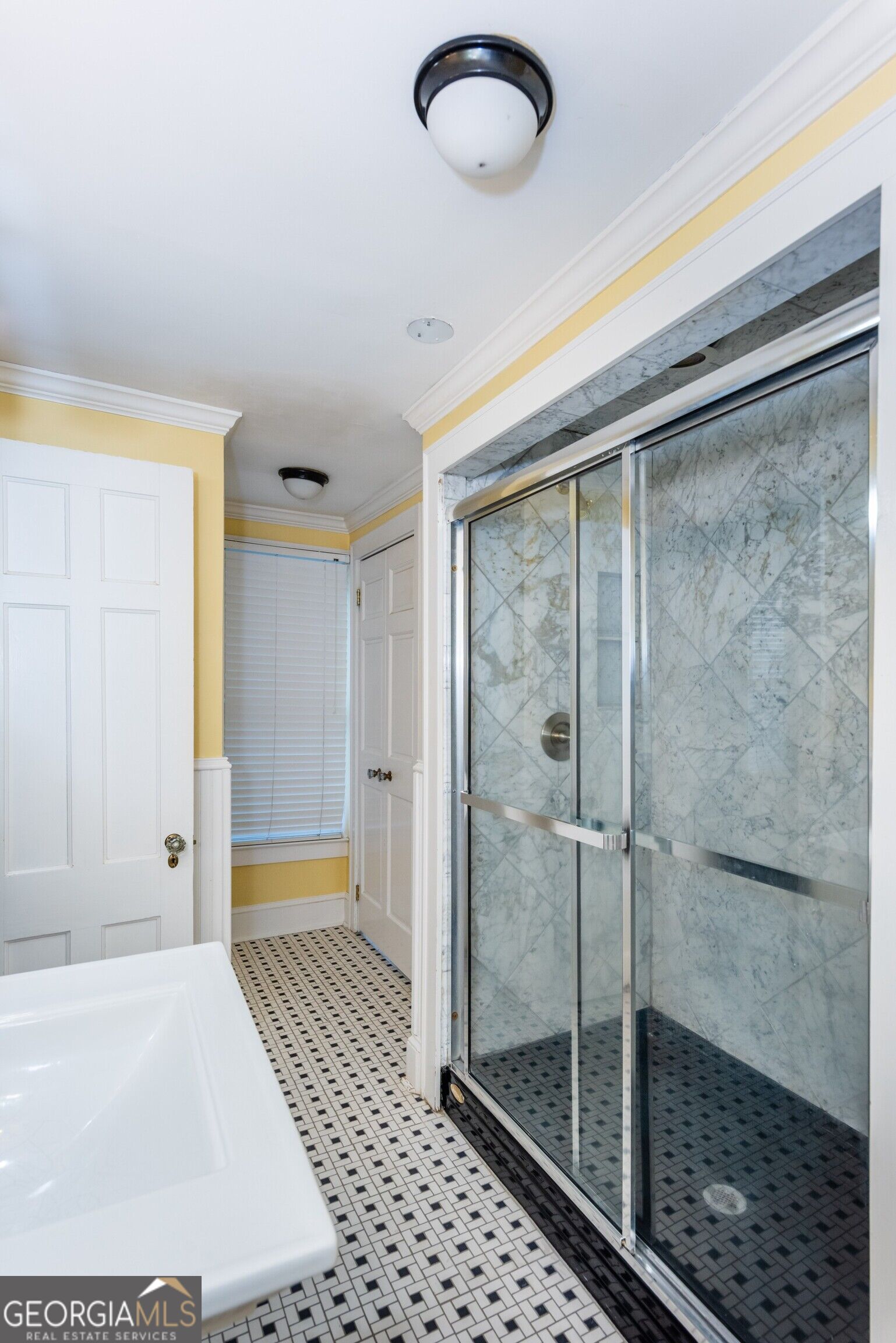 727 Yorkshire Road Ne Property Photo 23
