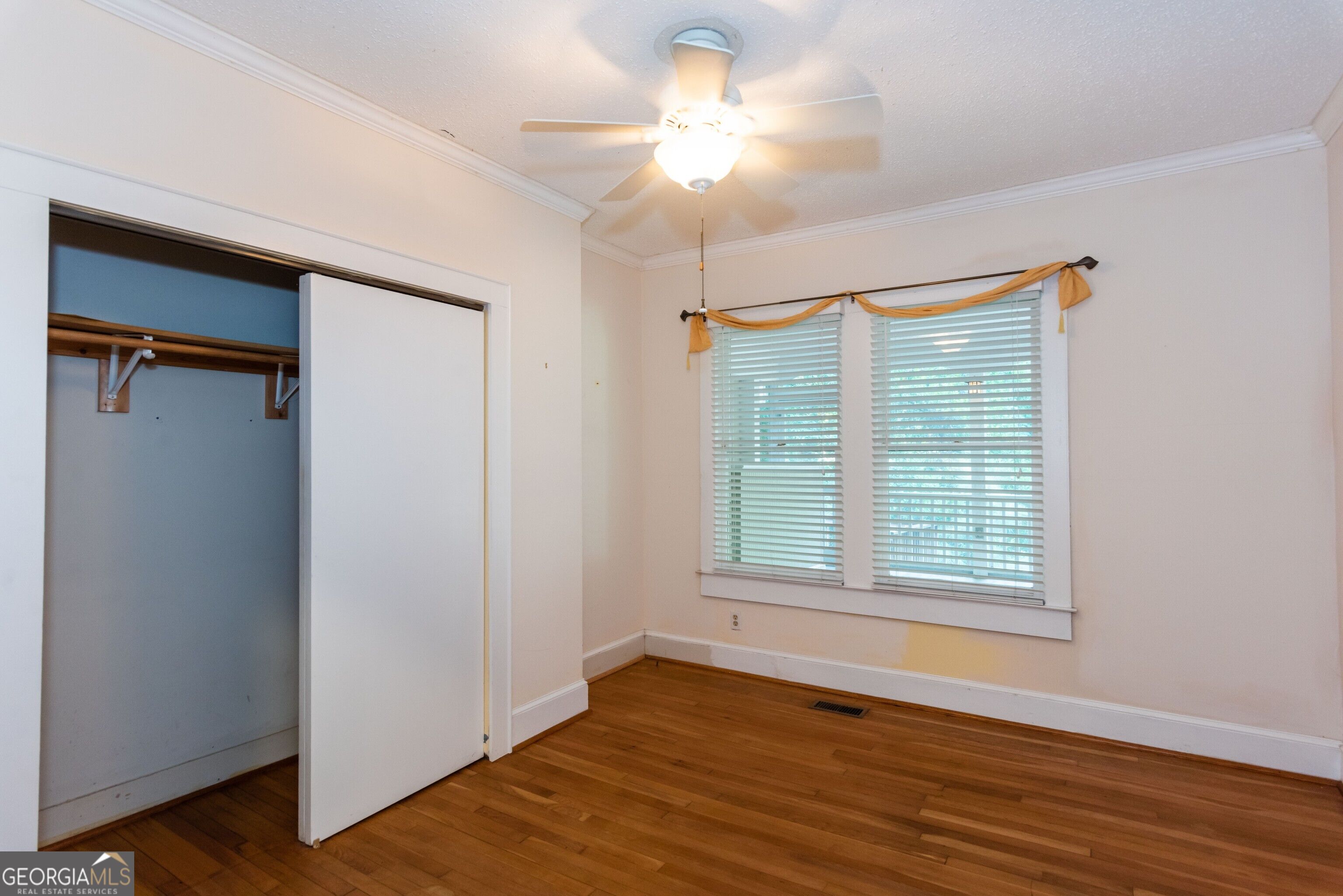 727 Yorkshire Road Ne Property Photo 25