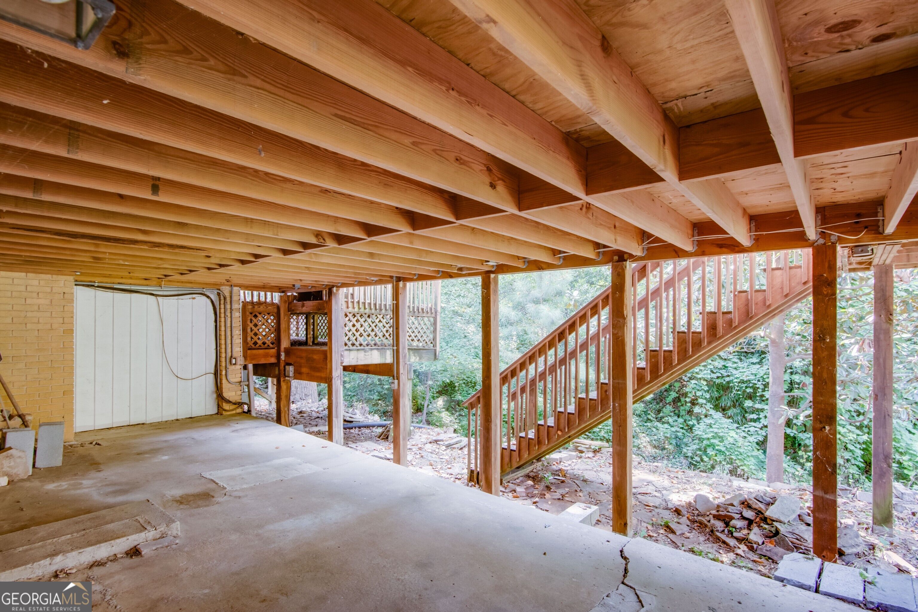 727 Yorkshire Road Ne Property Photo 36