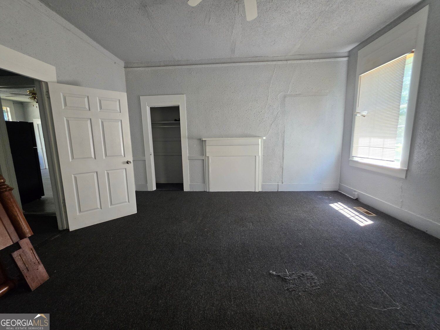 3823 Lake Street Property Photo 5