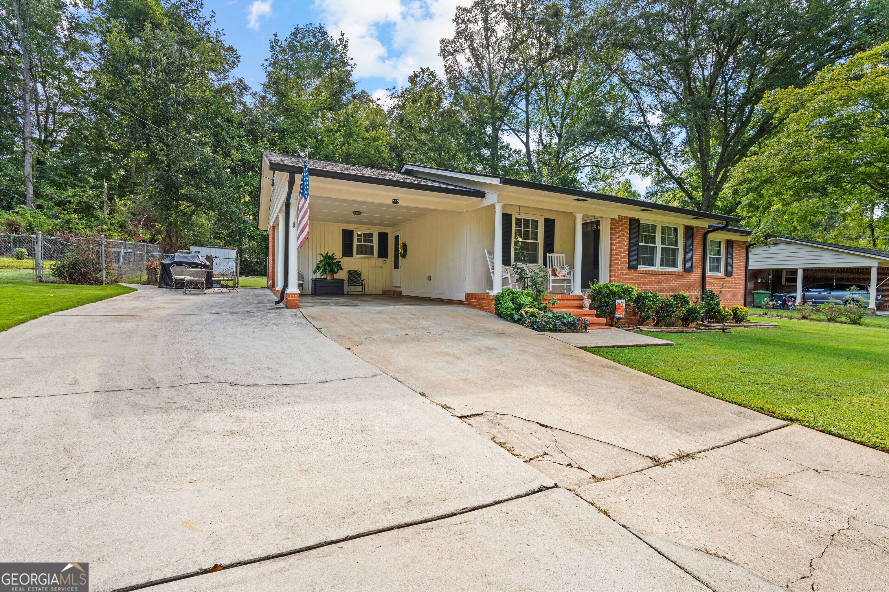 412 Leola Drive Property Photo 4