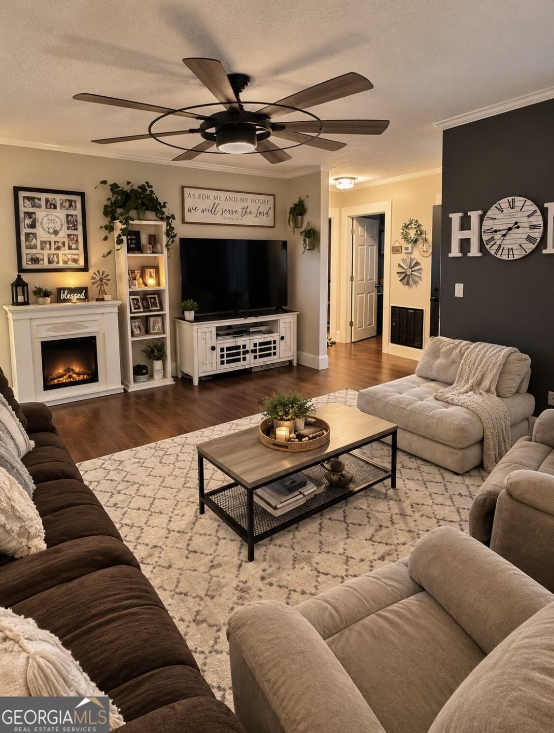 83 Third Street Property Photo 15