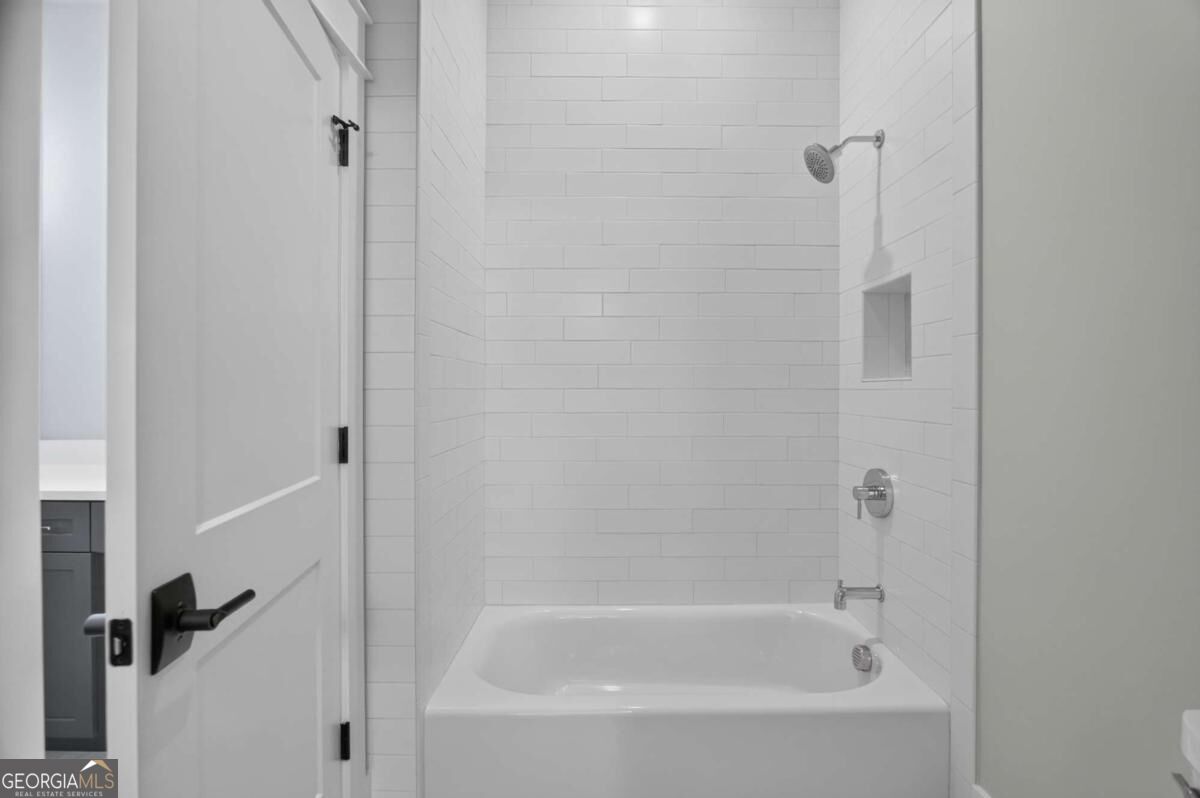 146 Weyhill Court Property Photo 41