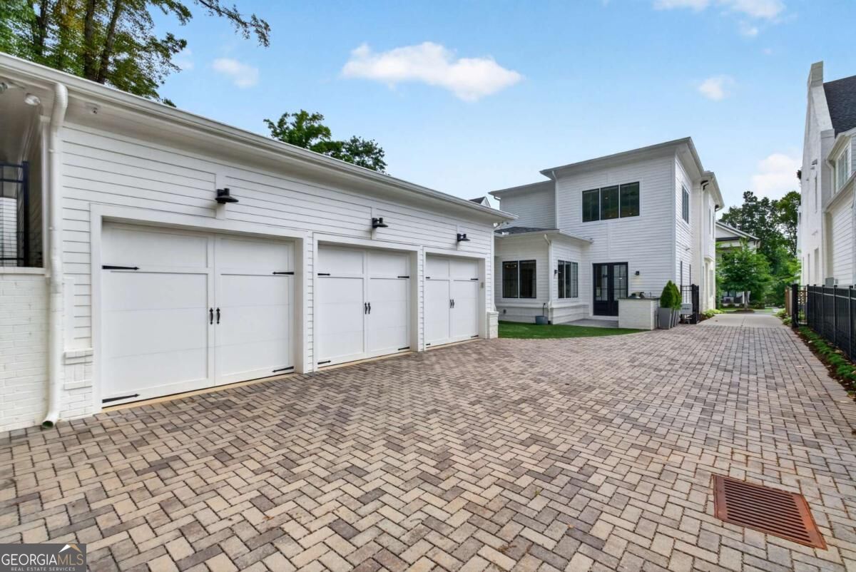 146 Weyhill Court Property Photo 49