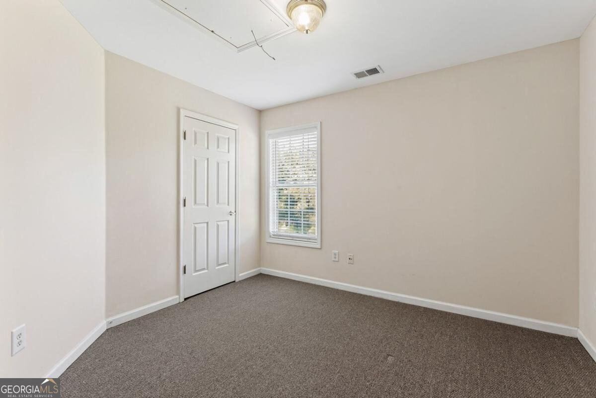 340 Fitzgerald Place Property Photo 20