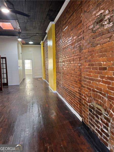 138 Edgewood Avenue Property Photo 5