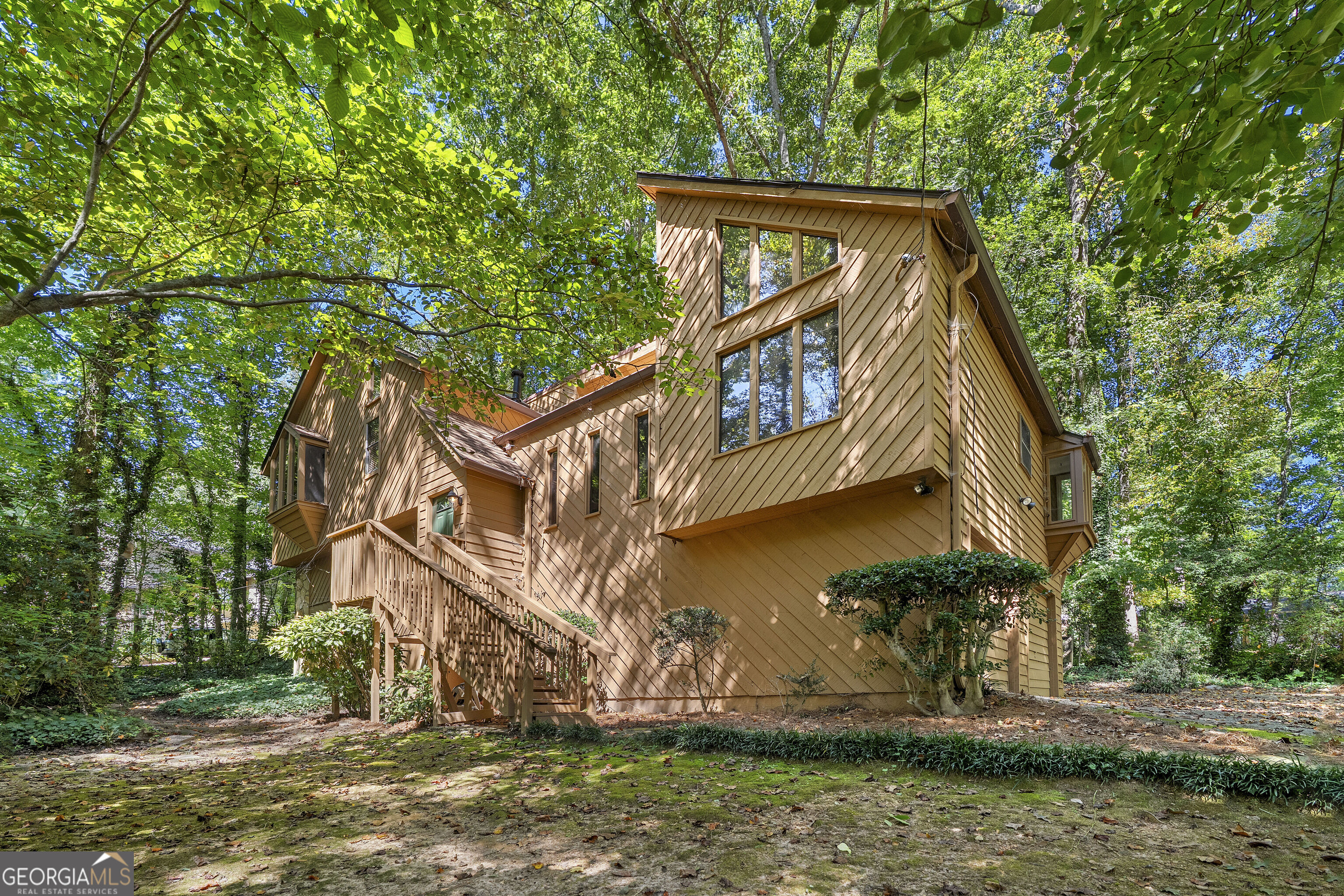 3390 Woodrun Trail Property Photo 1