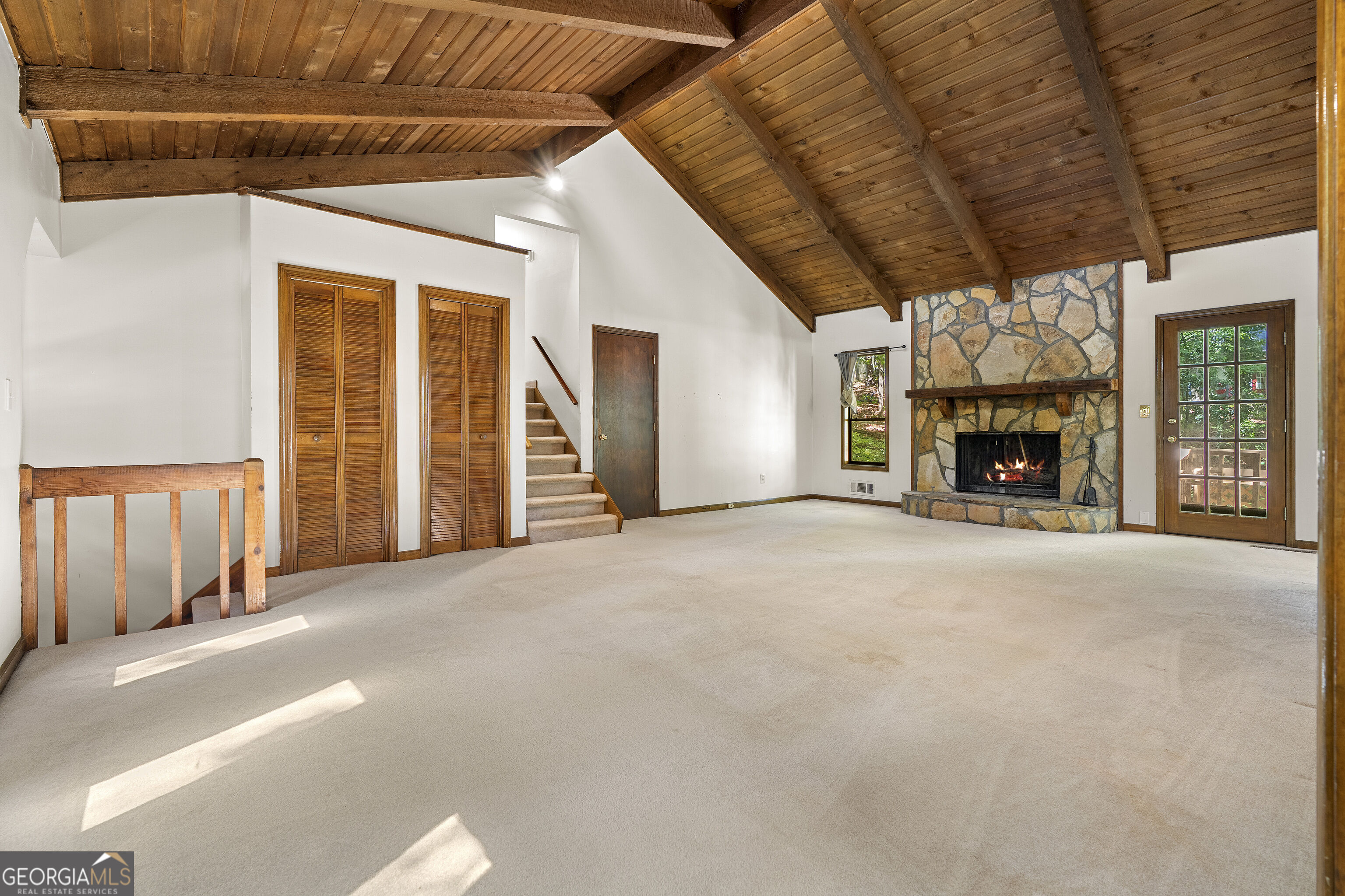 3390 Woodrun Trail Property Photo 7