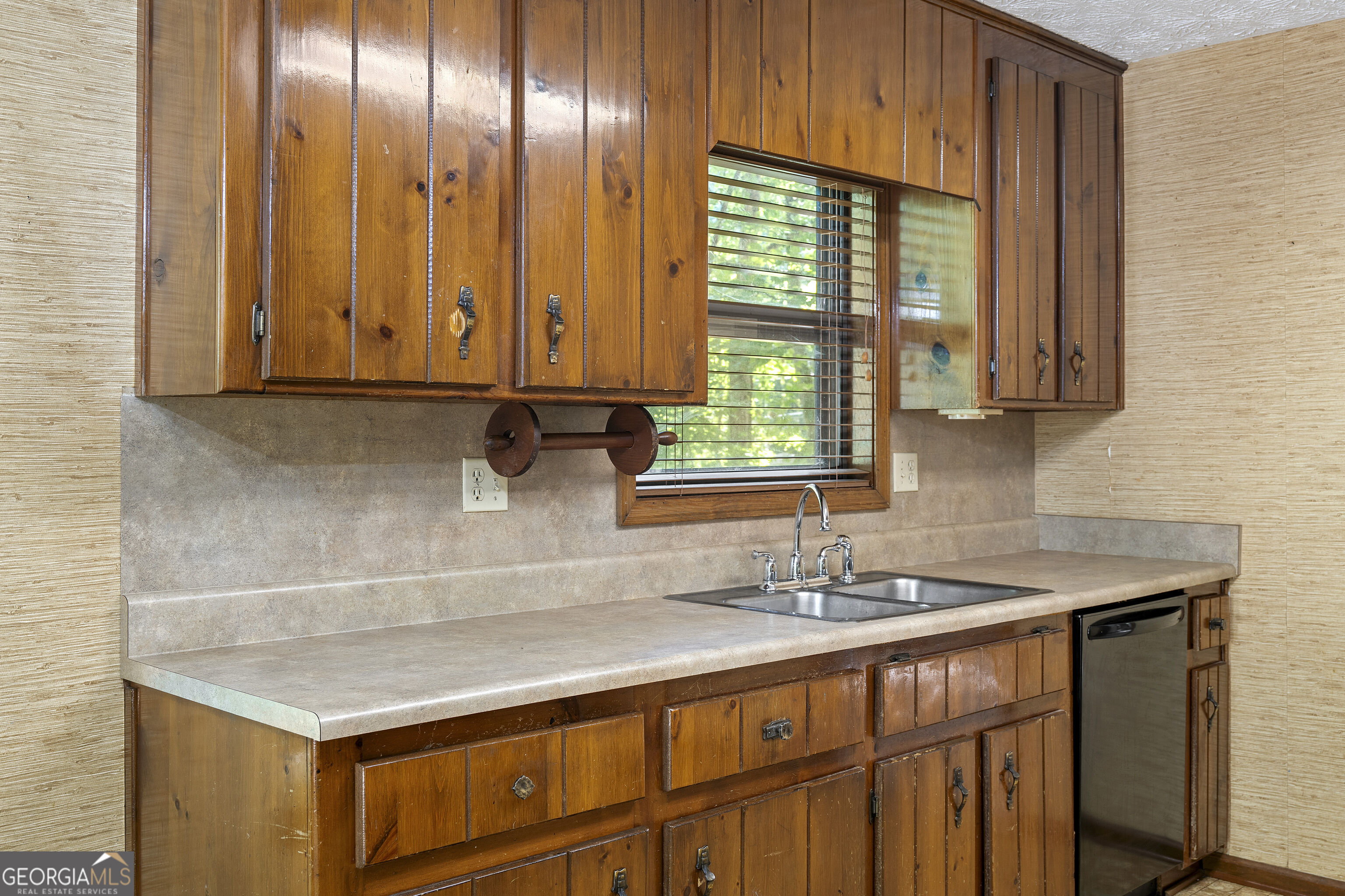 3390 Woodrun Trail Property Photo 14