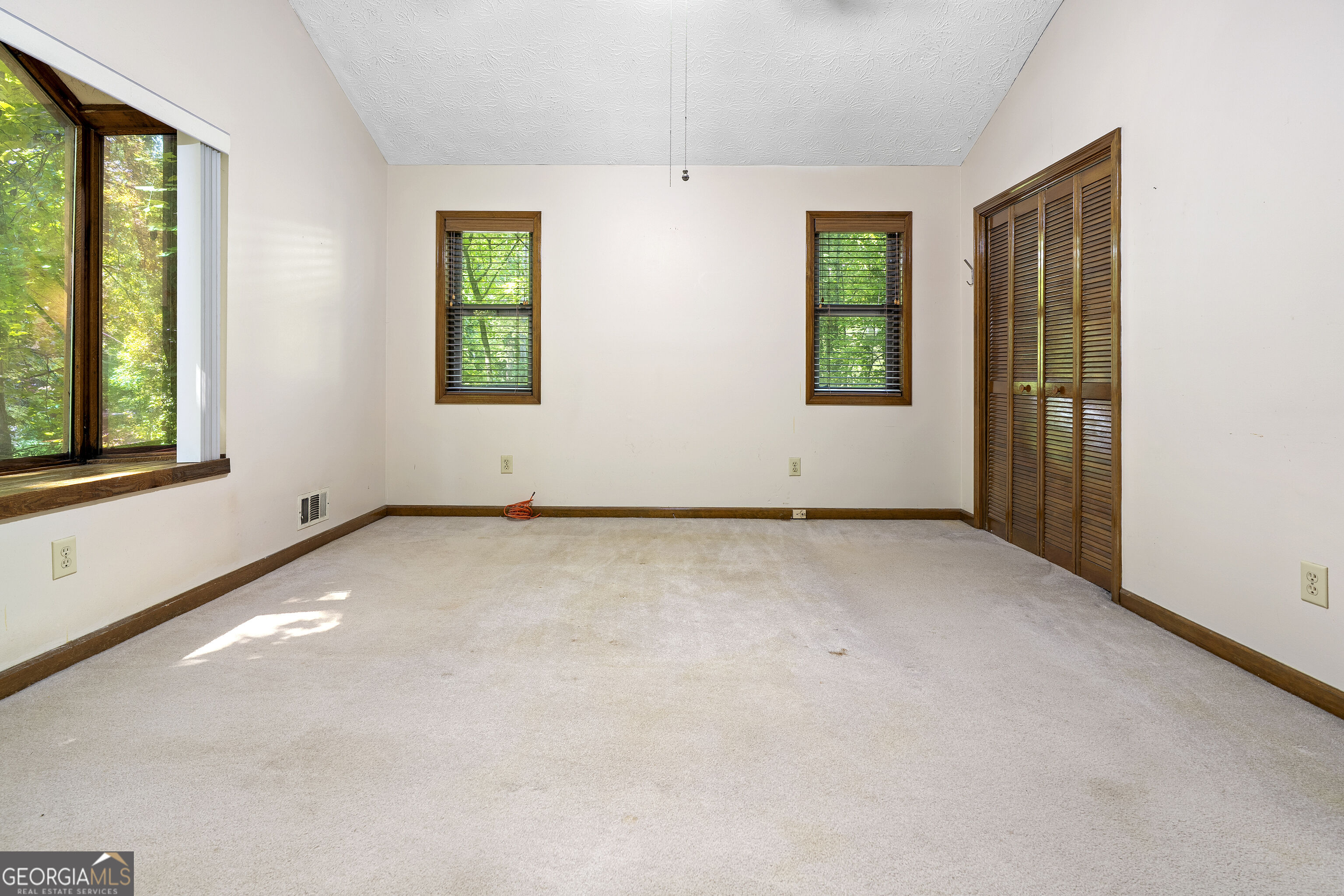 3390 Woodrun Trail Property Photo 21