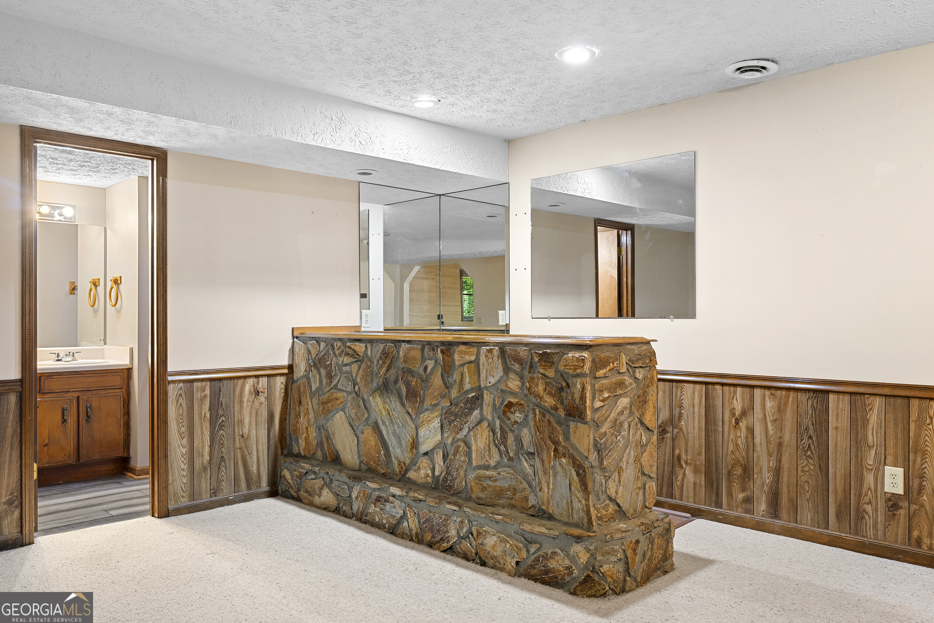 3390 Woodrun Trail Property Photo 29
