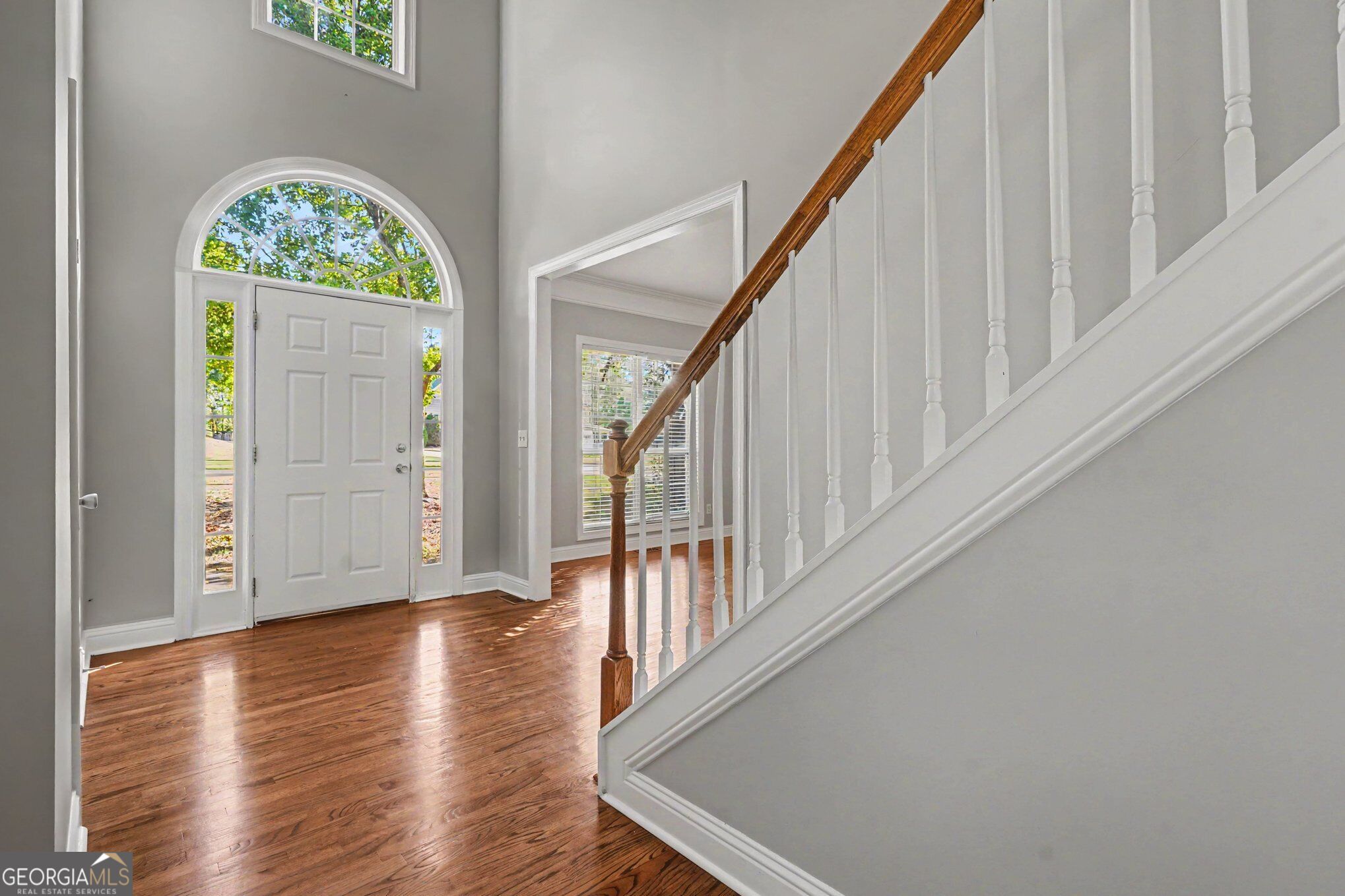 5055 Forest Hill Drive Property Photo 6