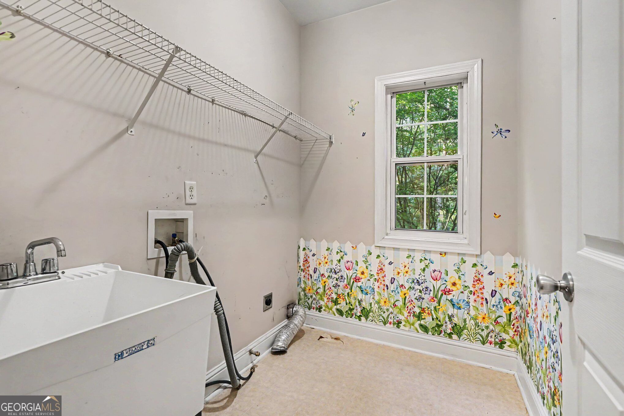 5055 Forest Hill Drive Property Photo 28
