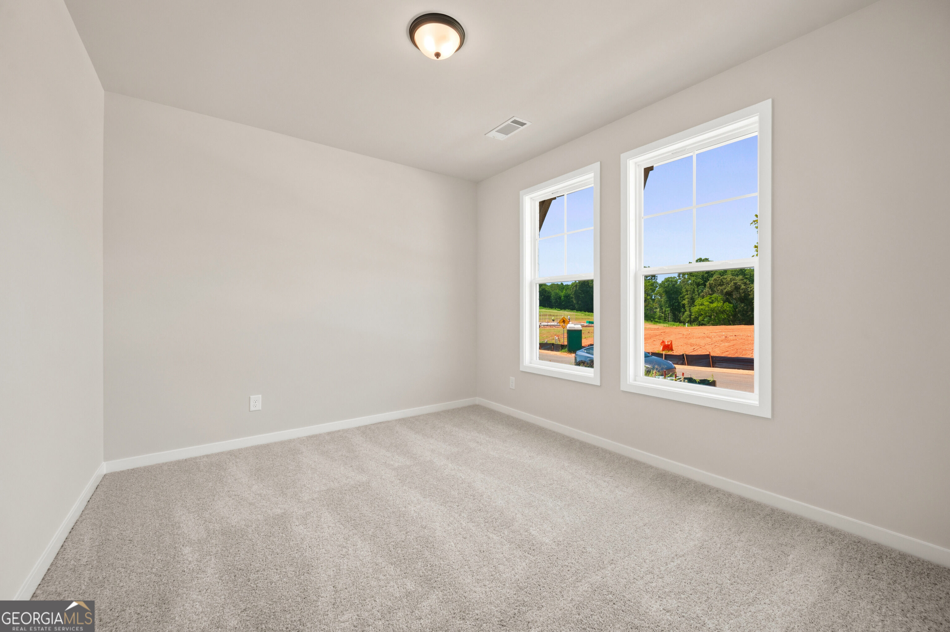 672 Gadwall Circle Property Photo 6