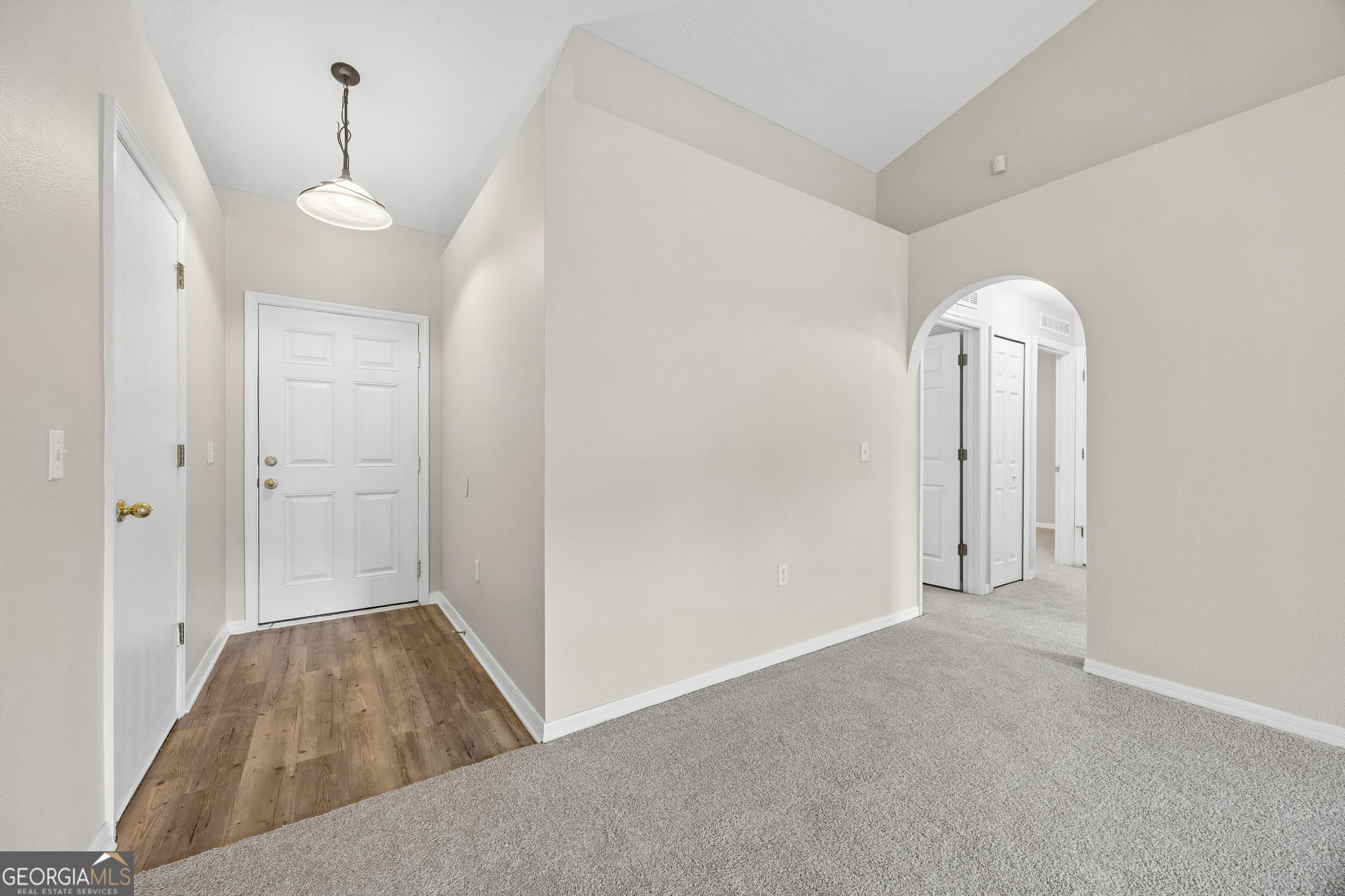 225 Pine Bluff Drive Property Photo 7