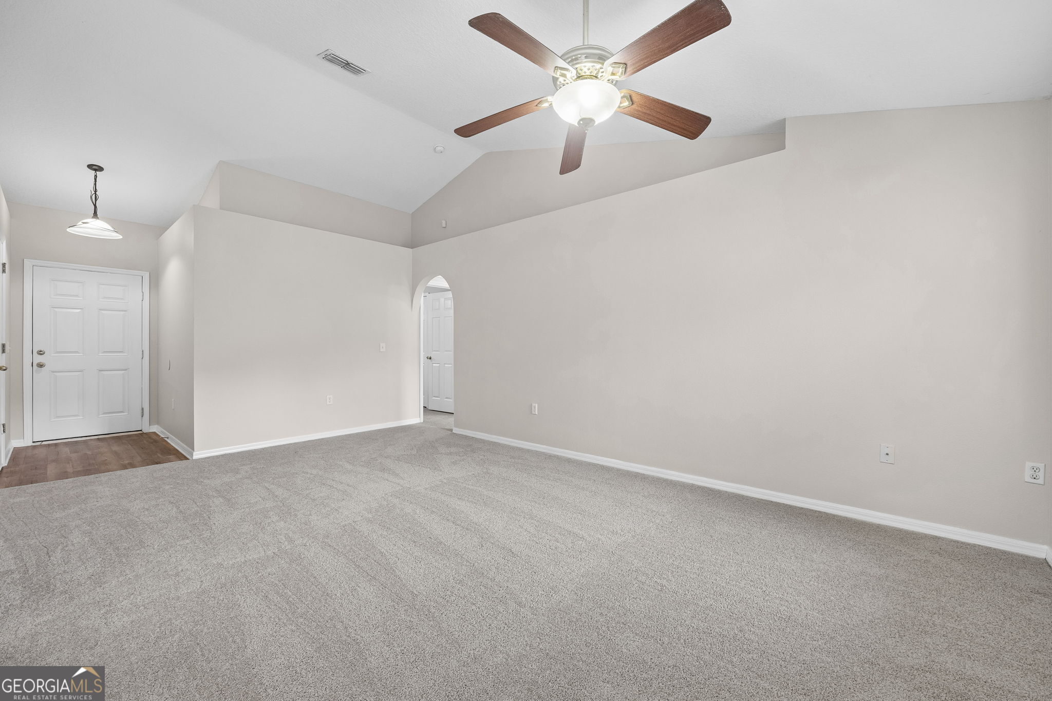 225 Pine Bluff Drive Property Photo 10