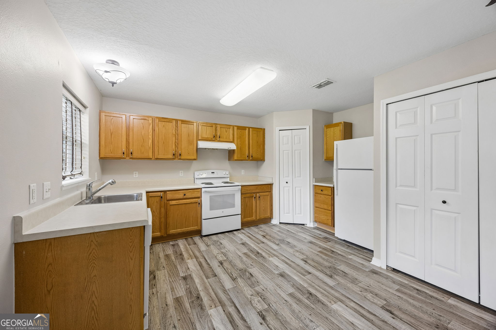 225 Pine Bluff Drive Property Photo 15