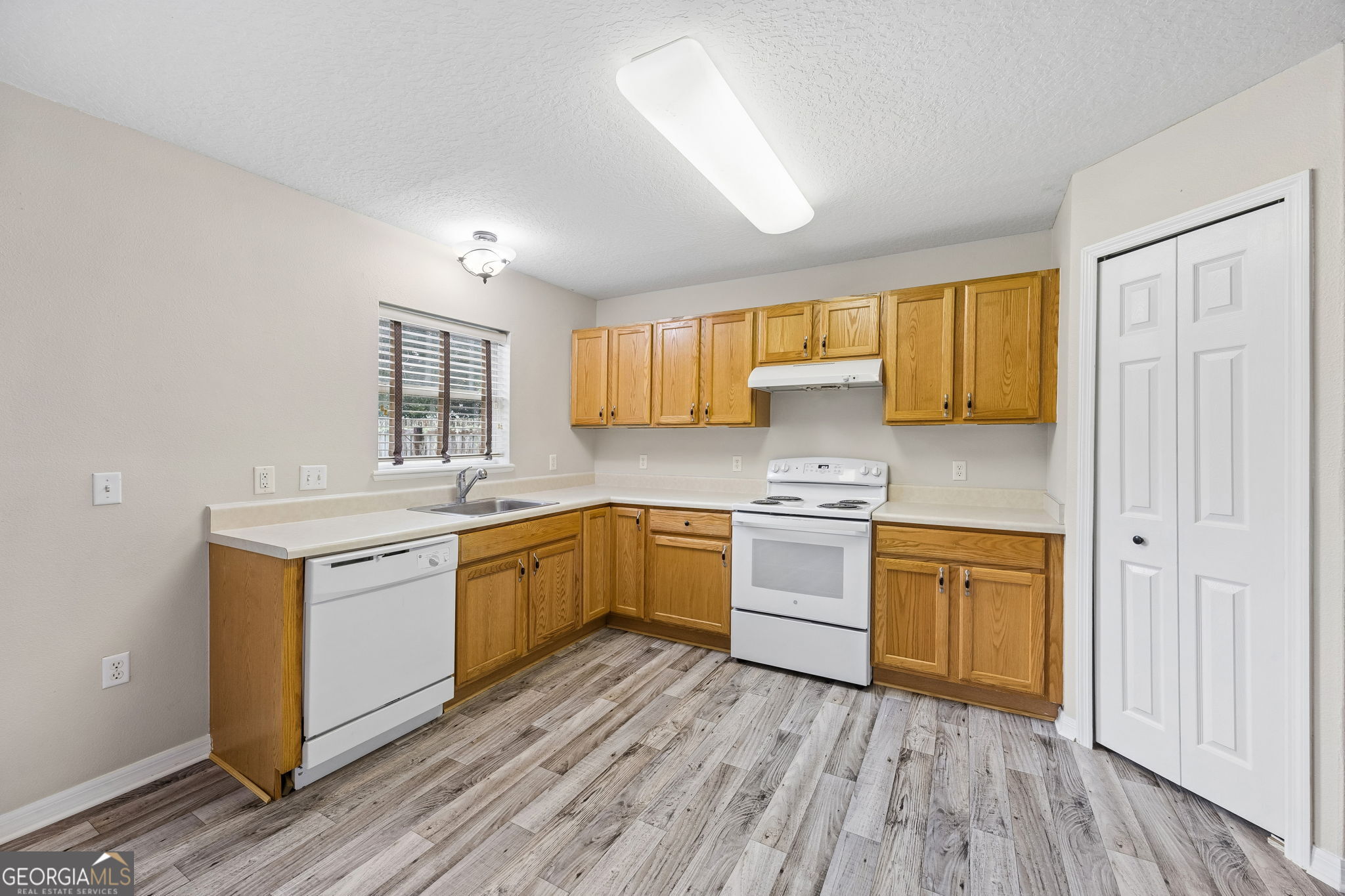 225 Pine Bluff Drive Property Photo 16