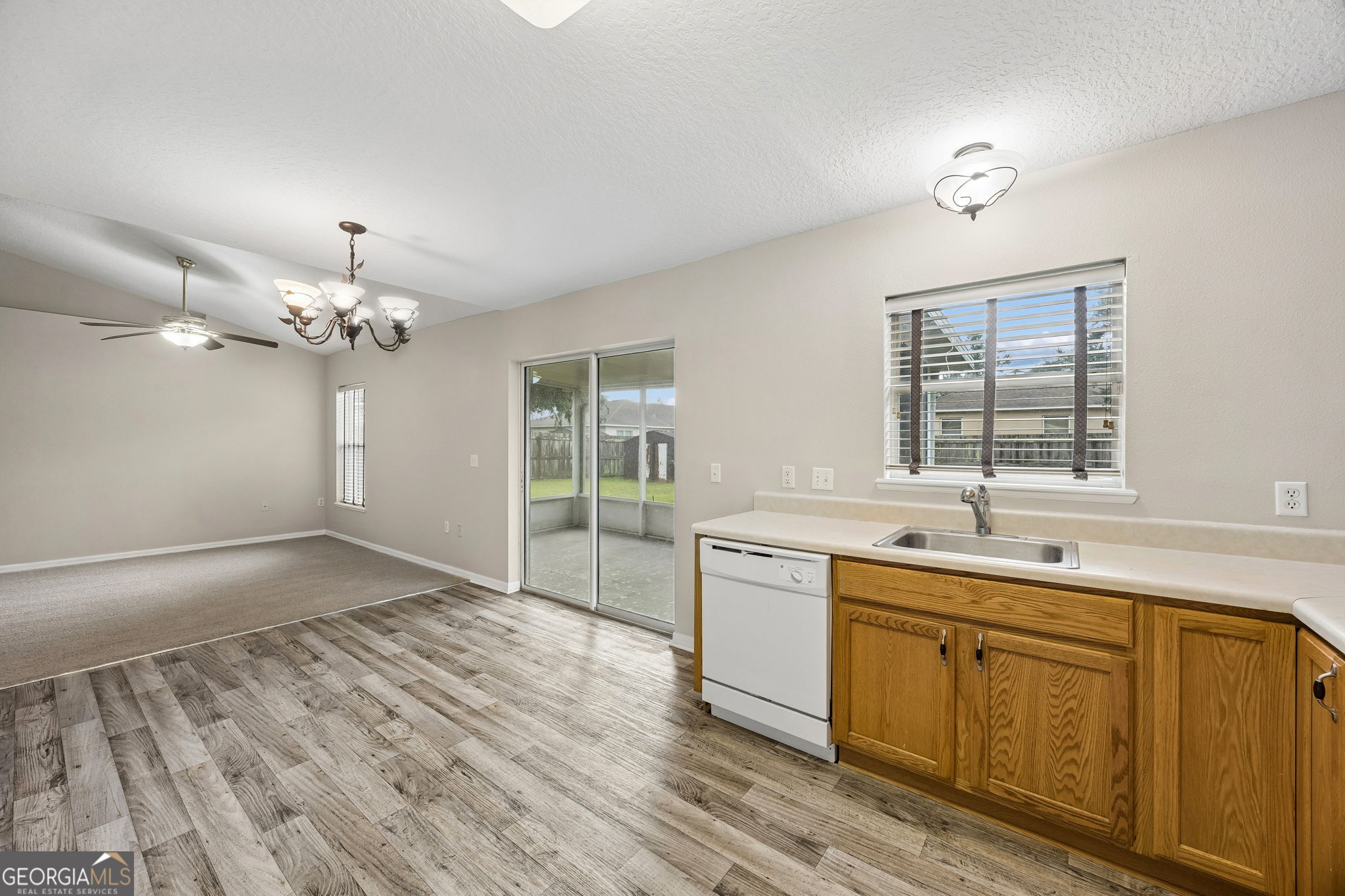 225 Pine Bluff Drive Property Photo 17
