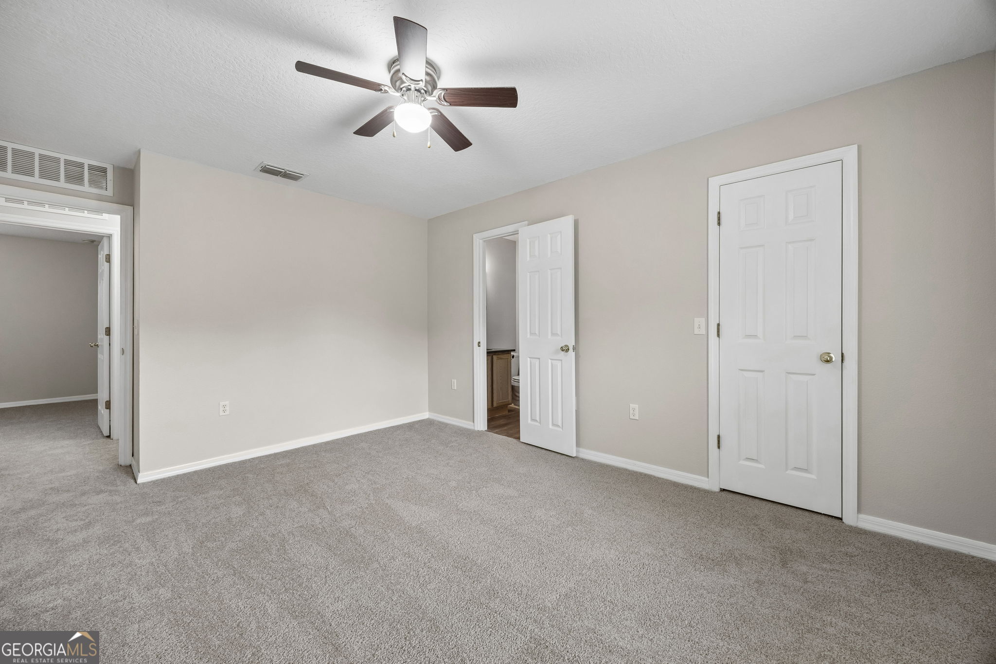 225 Pine Bluff Drive Property Photo 23