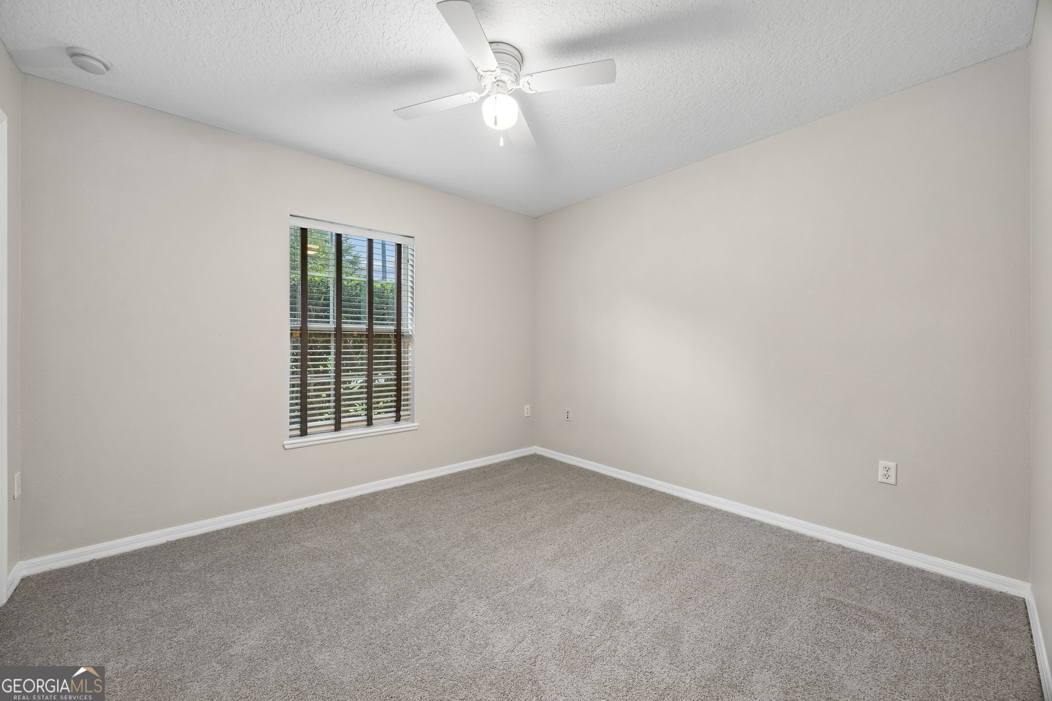 225 Pine Bluff Drive Property Photo 28