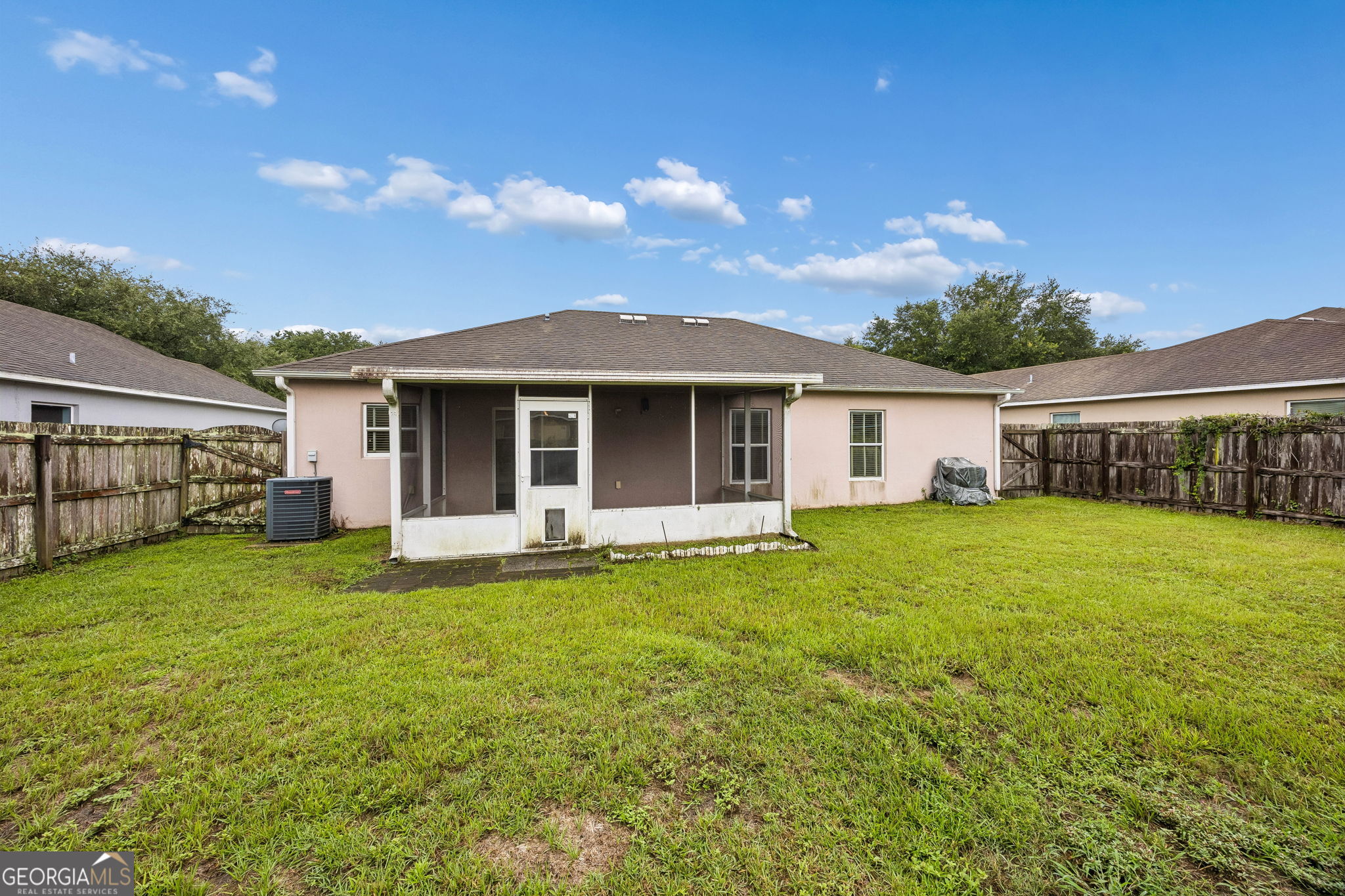 225 Pine Bluff Drive Property Photo 38