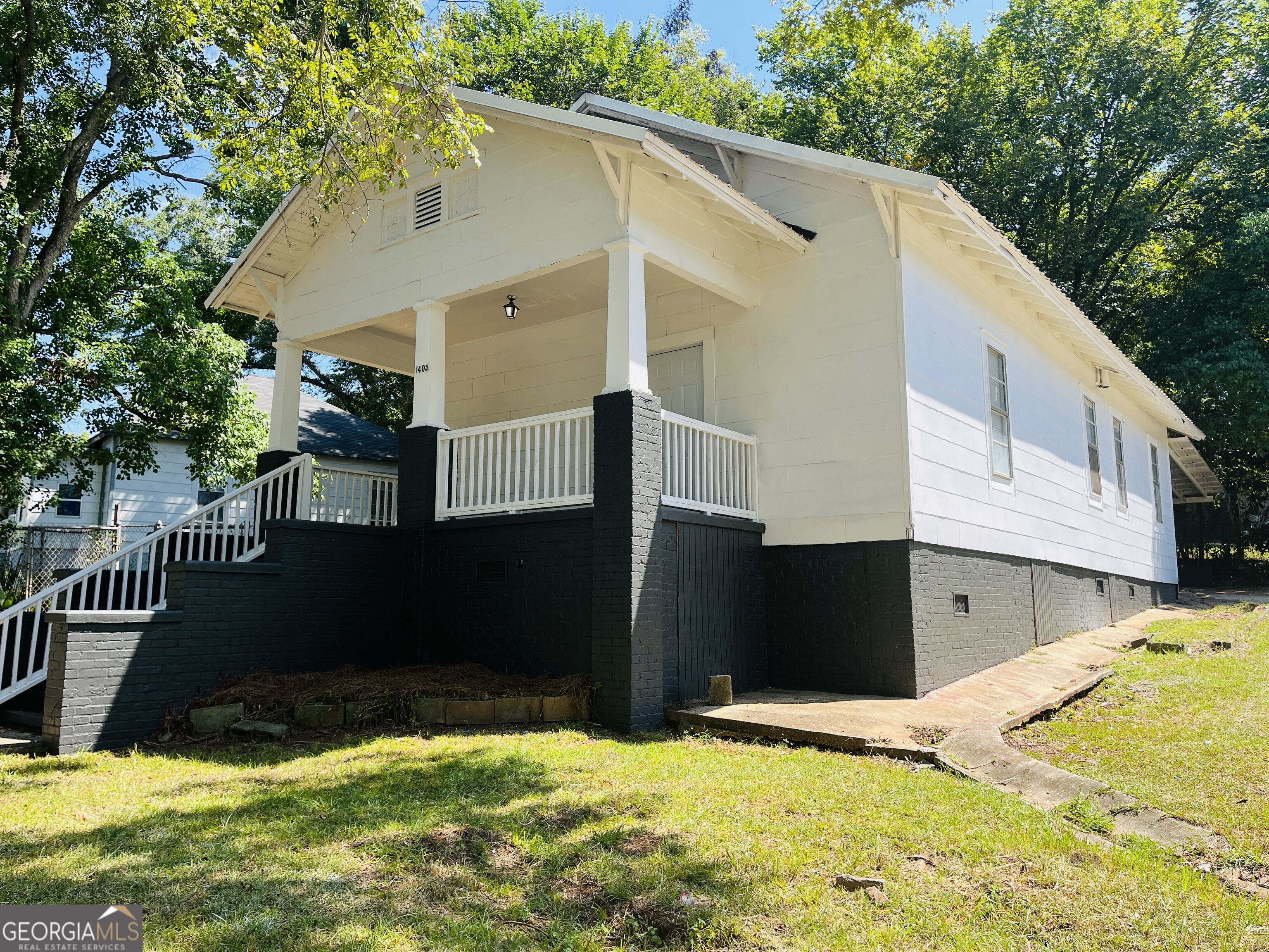 1405 Austin Street Property Photo 1