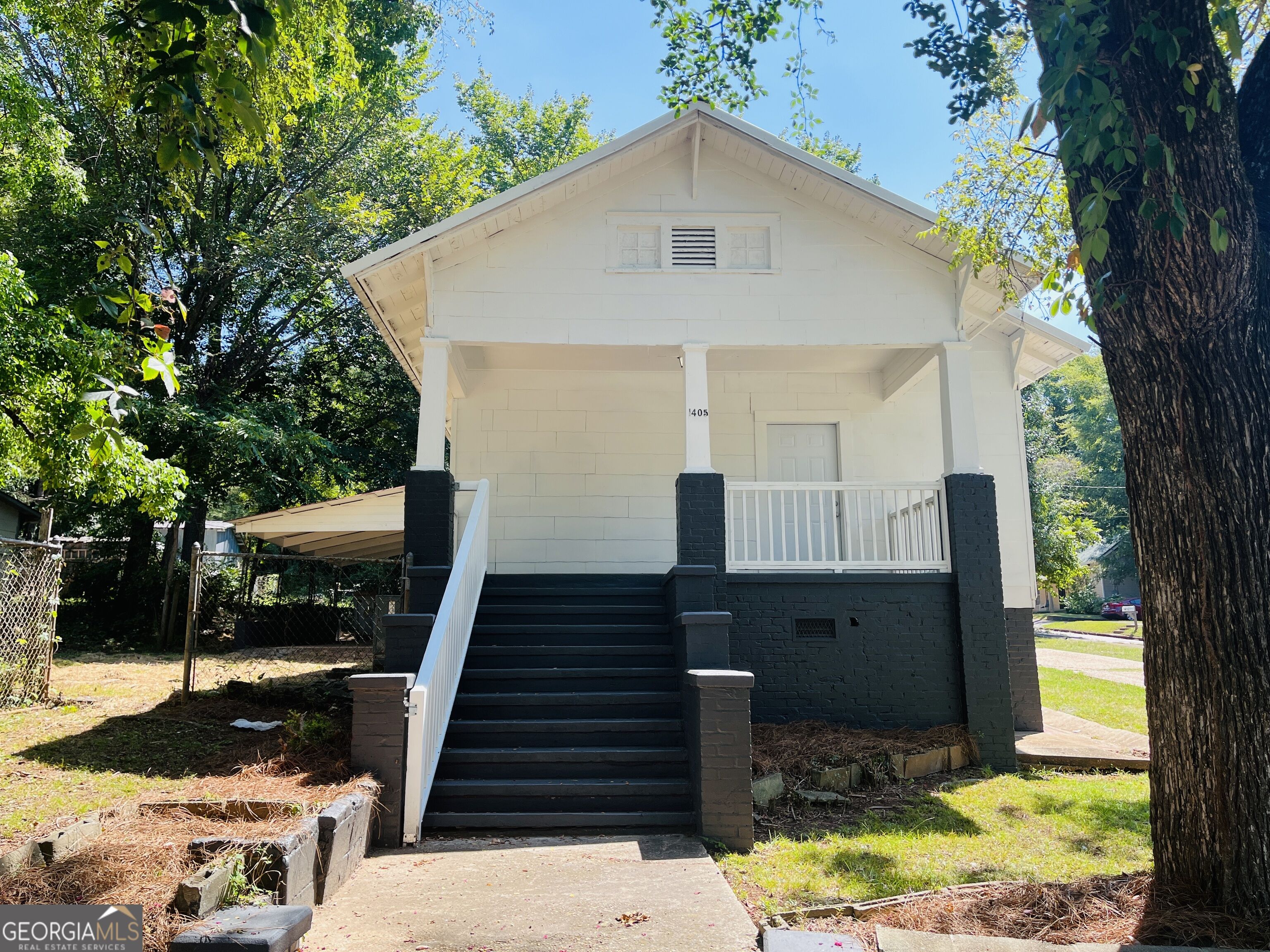 1405 Austin Street Property Photo 2