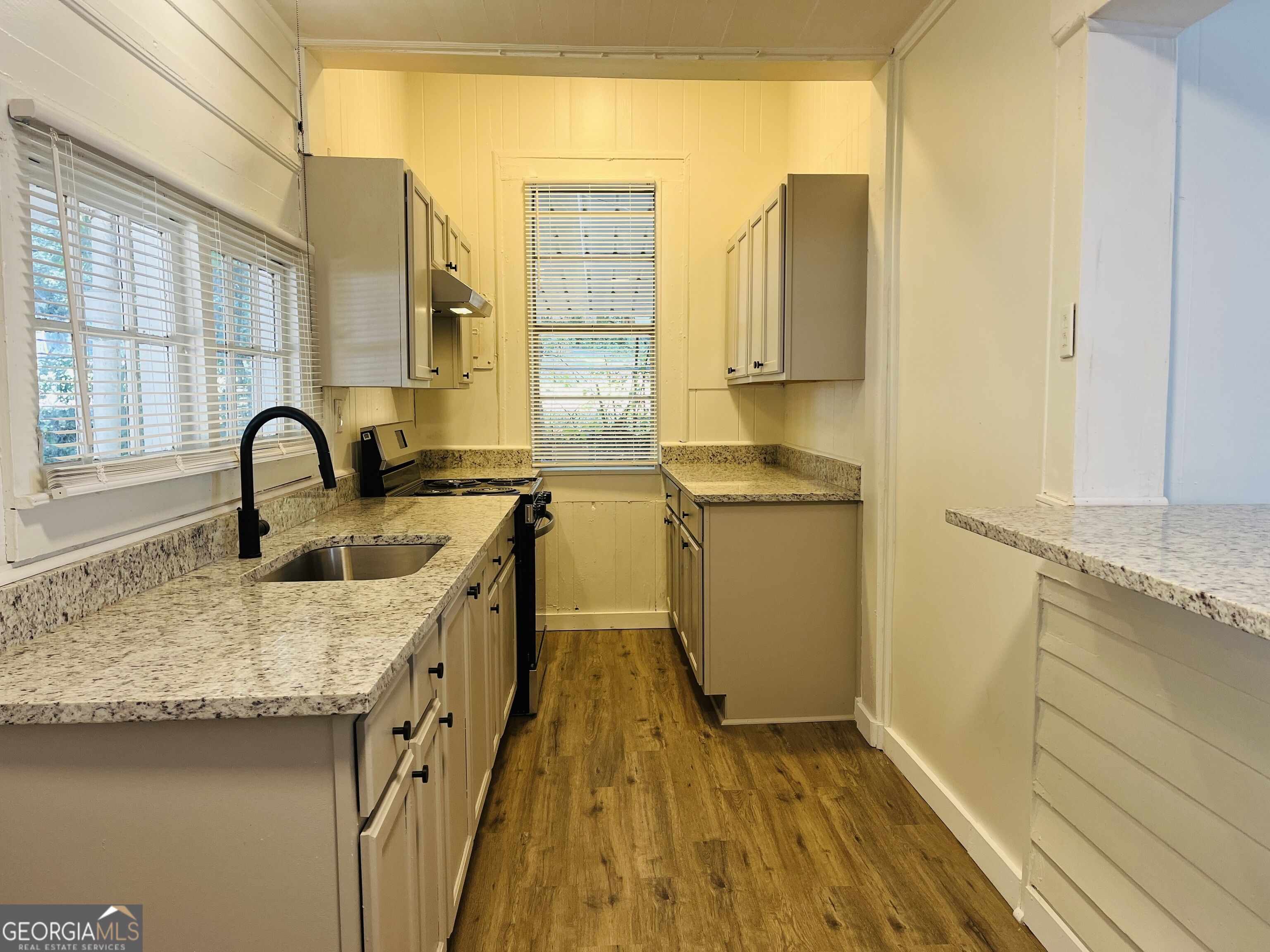 1405 Austin Street Property Photo 18