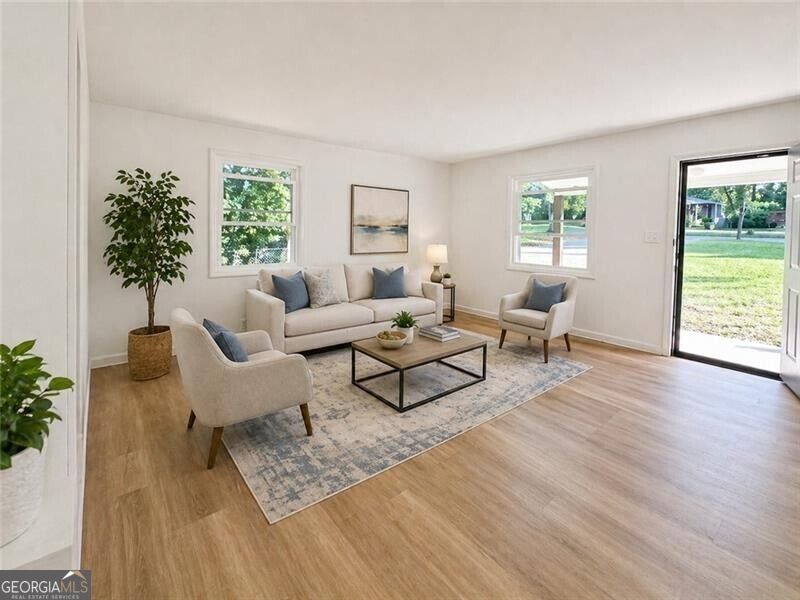 898 Verona Drive Property Photo 8