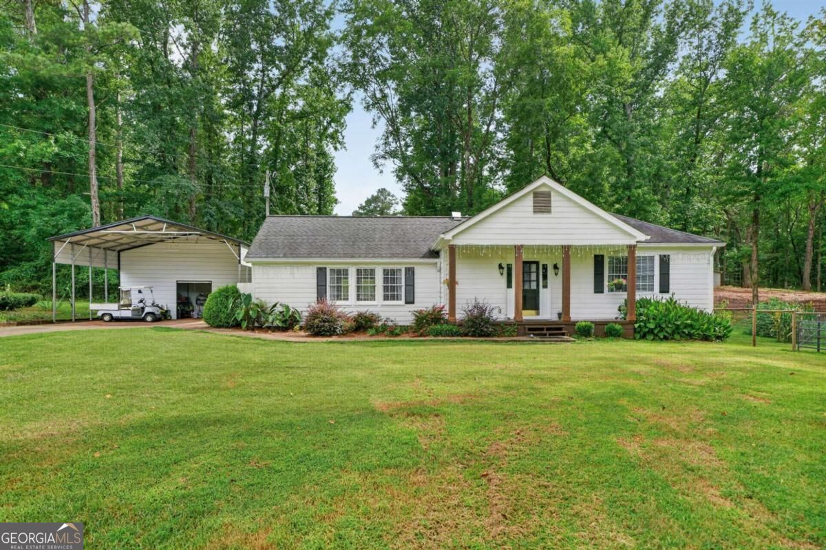 1042 Carl Bramlett Road Property Photo 1