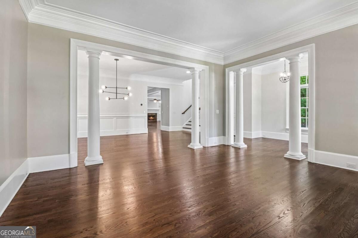 12505 Needham Street Property Photo 6