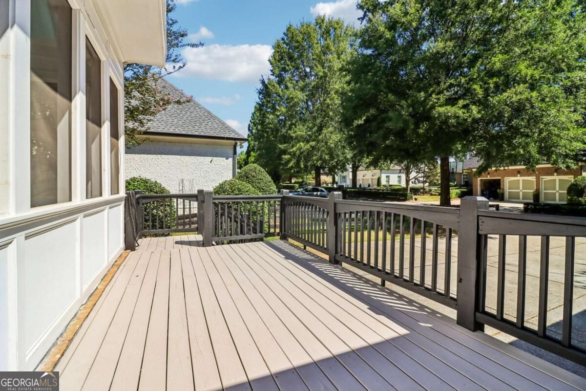 12505 Needham Street Property Photo 40