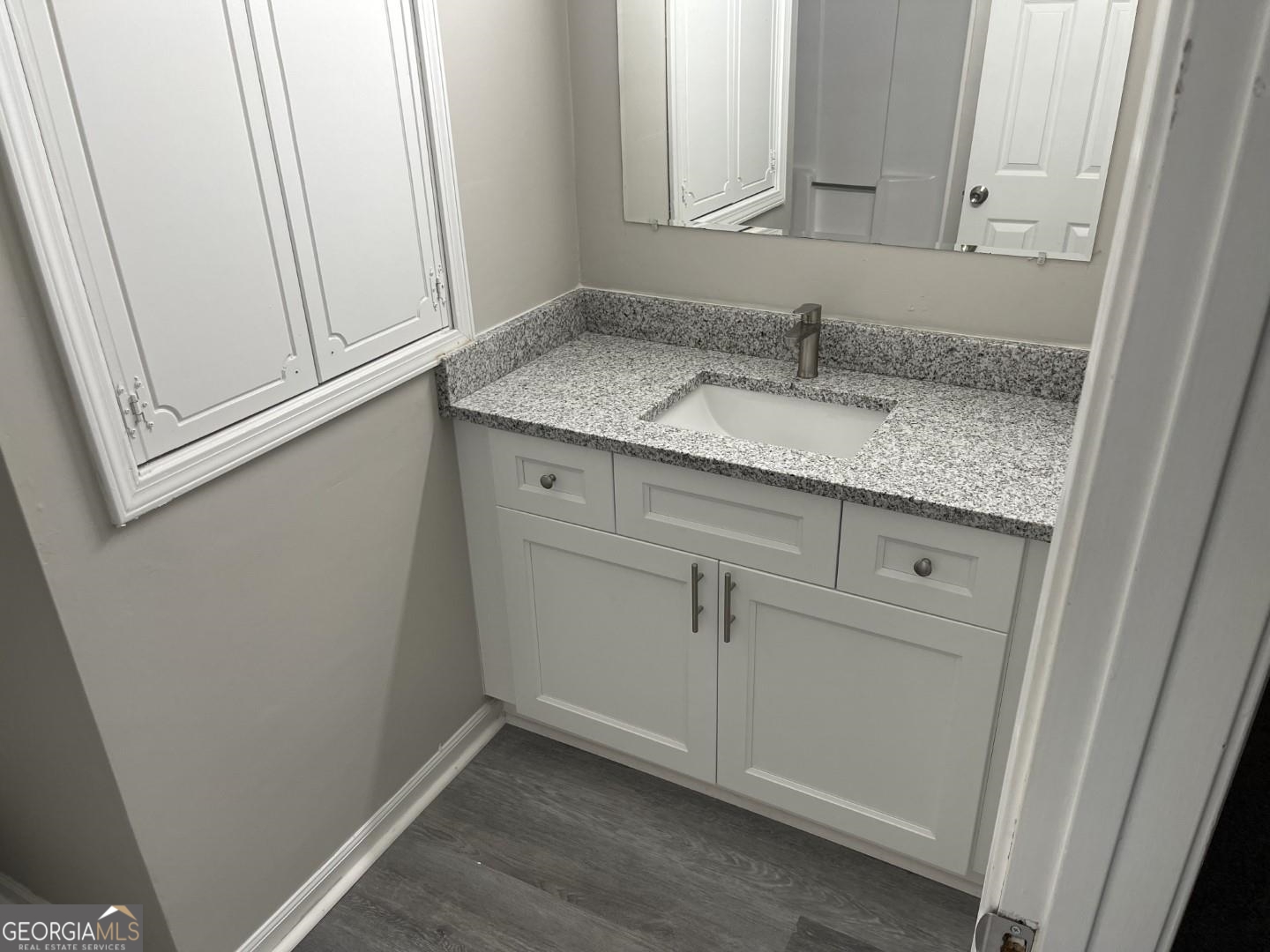 859 Park Place # A Property Photo 18