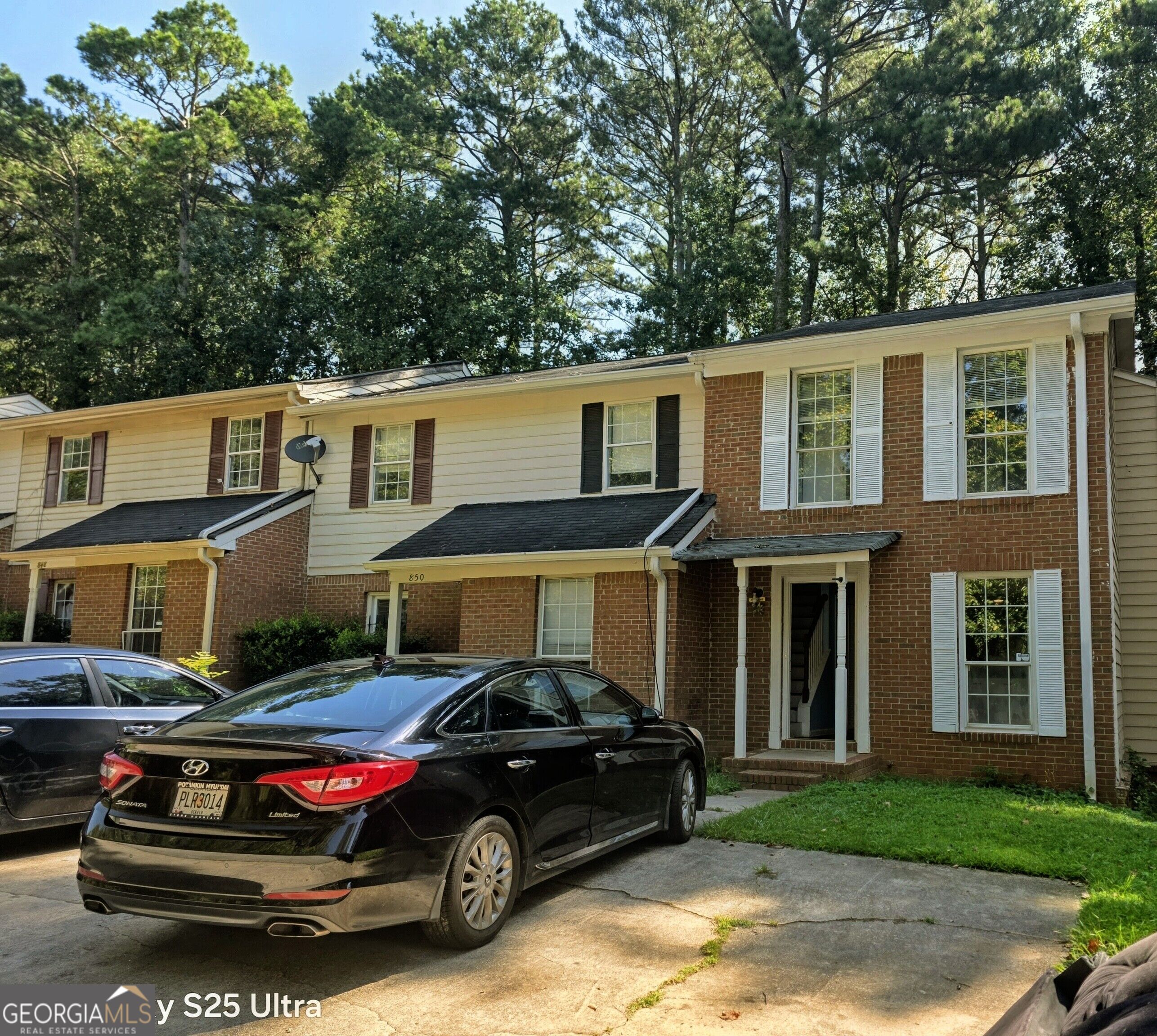 852 Glynn Oaks Drive Property Photo 1