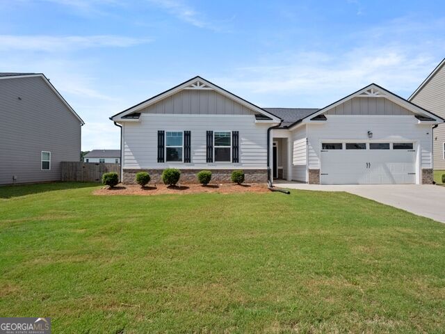 647 Graham Campbell Lane Property Photo 1