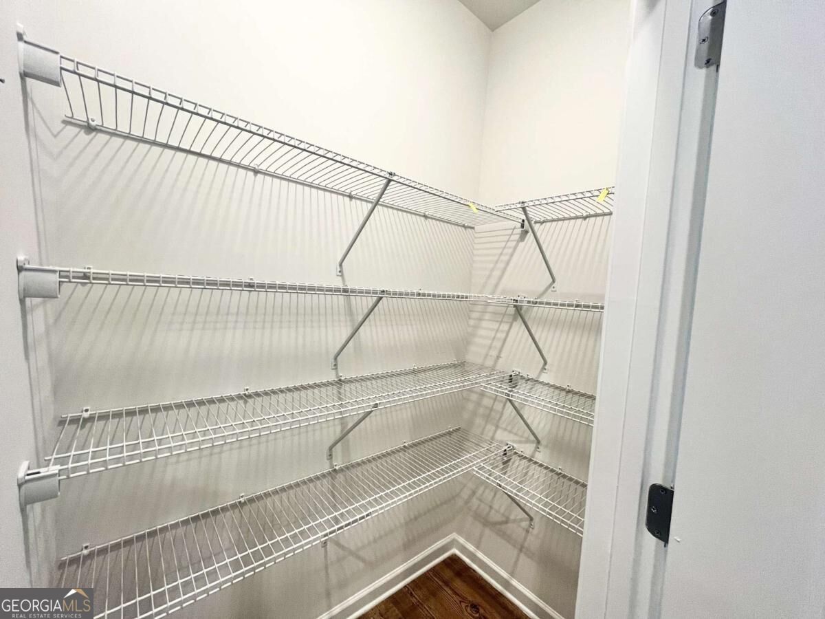 5129 Sidney Square Property Photo 12