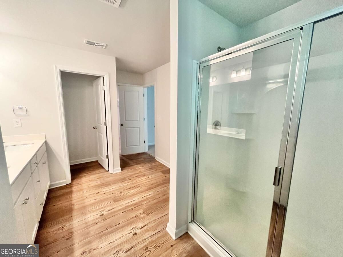 5129 Sidney Square Property Photo 13