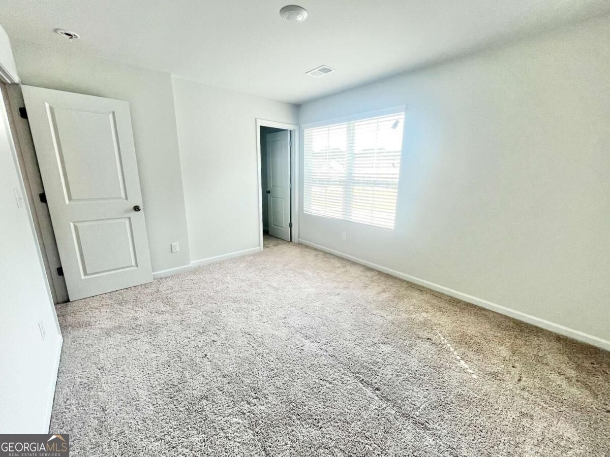 5129 Sidney Square Property Photo 21