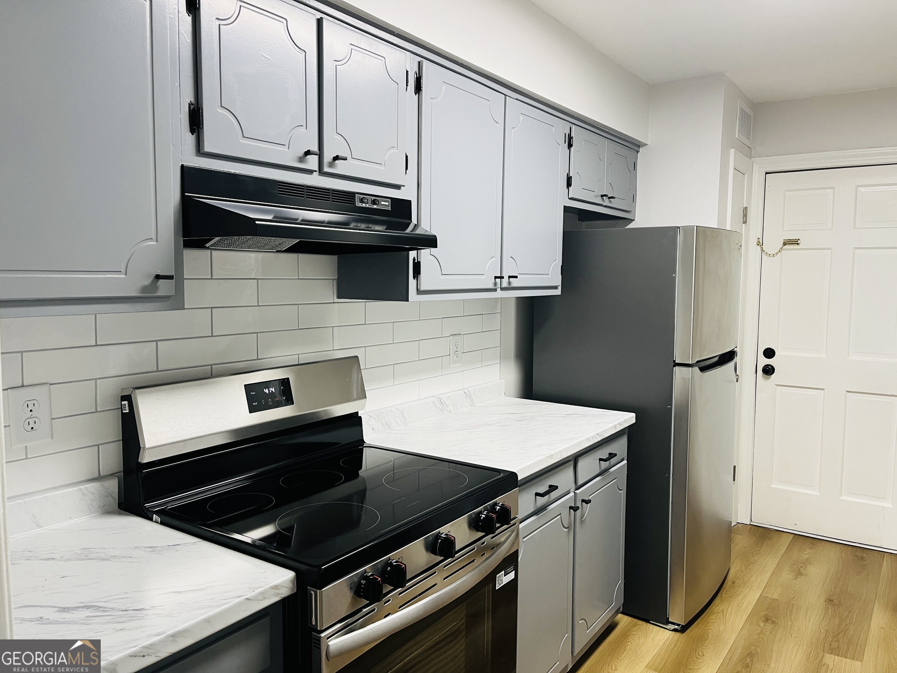 54 Le Parc Fontaine Property Photo 18