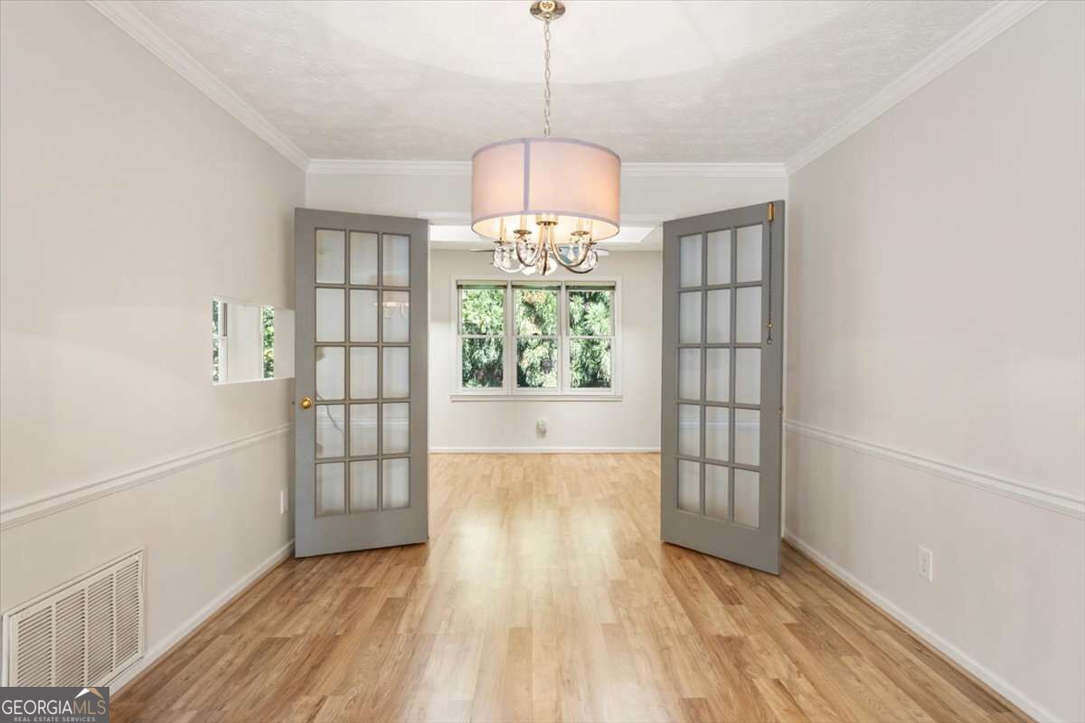 18 Normandy Court Ne Property Photo 9