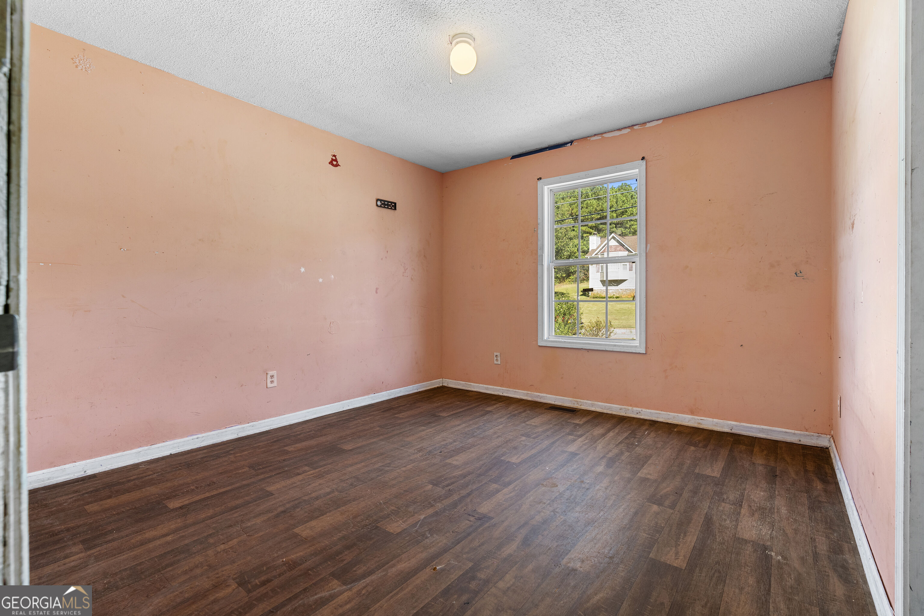 530 Woodwind Drive Property Photo 9