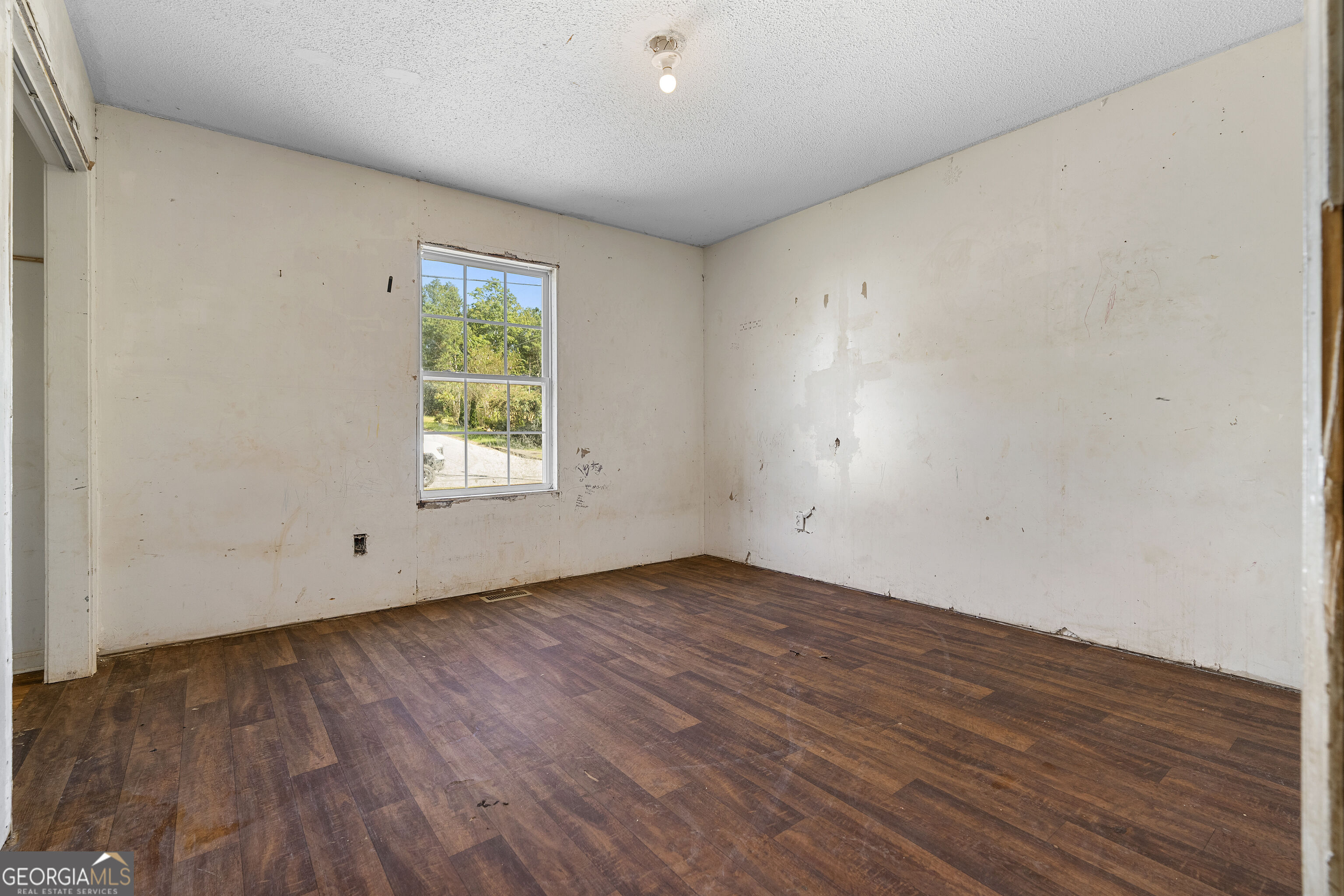 530 Woodwind Drive Property Photo 10