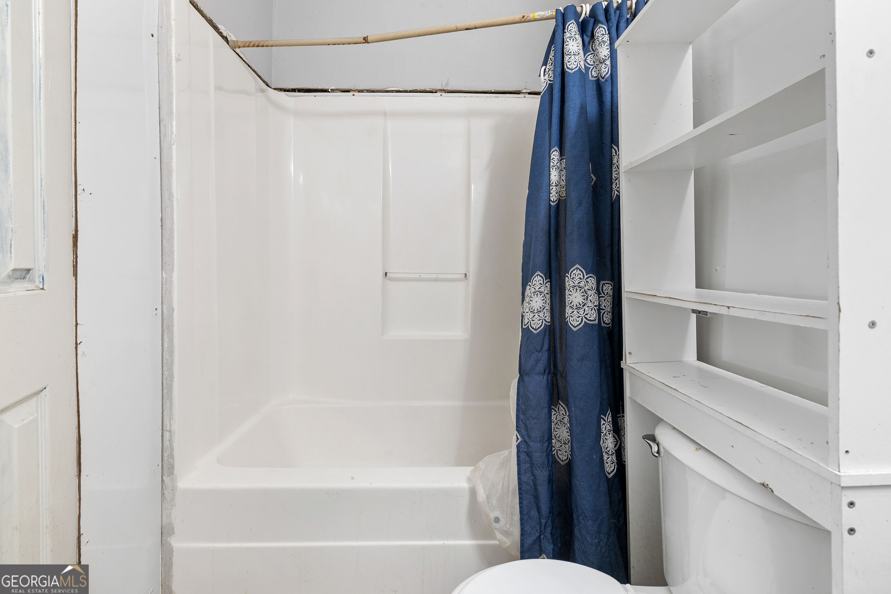 530 Woodwind Drive Property Photo 13