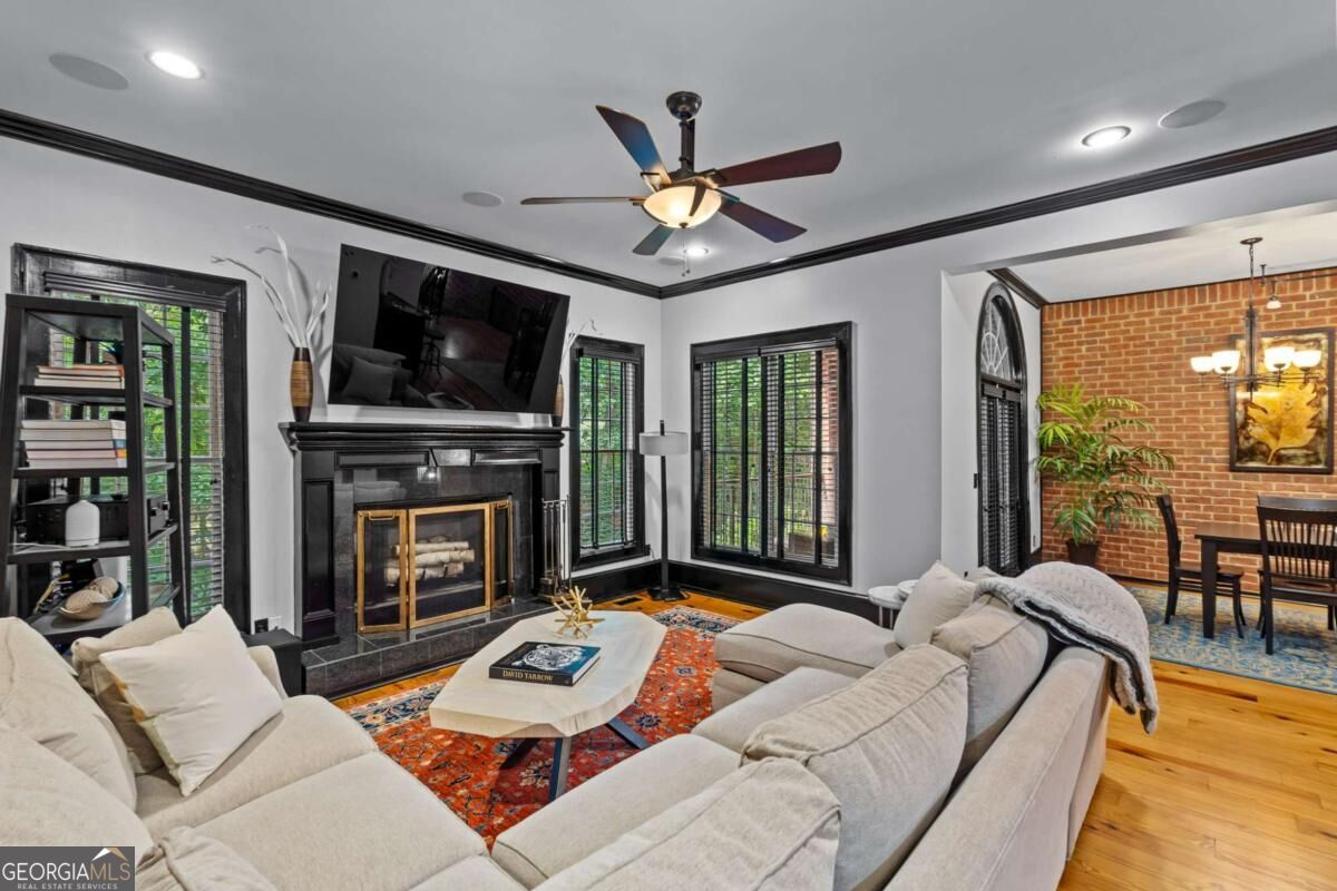 5512 Glenridge Drive # K Property Photo 17